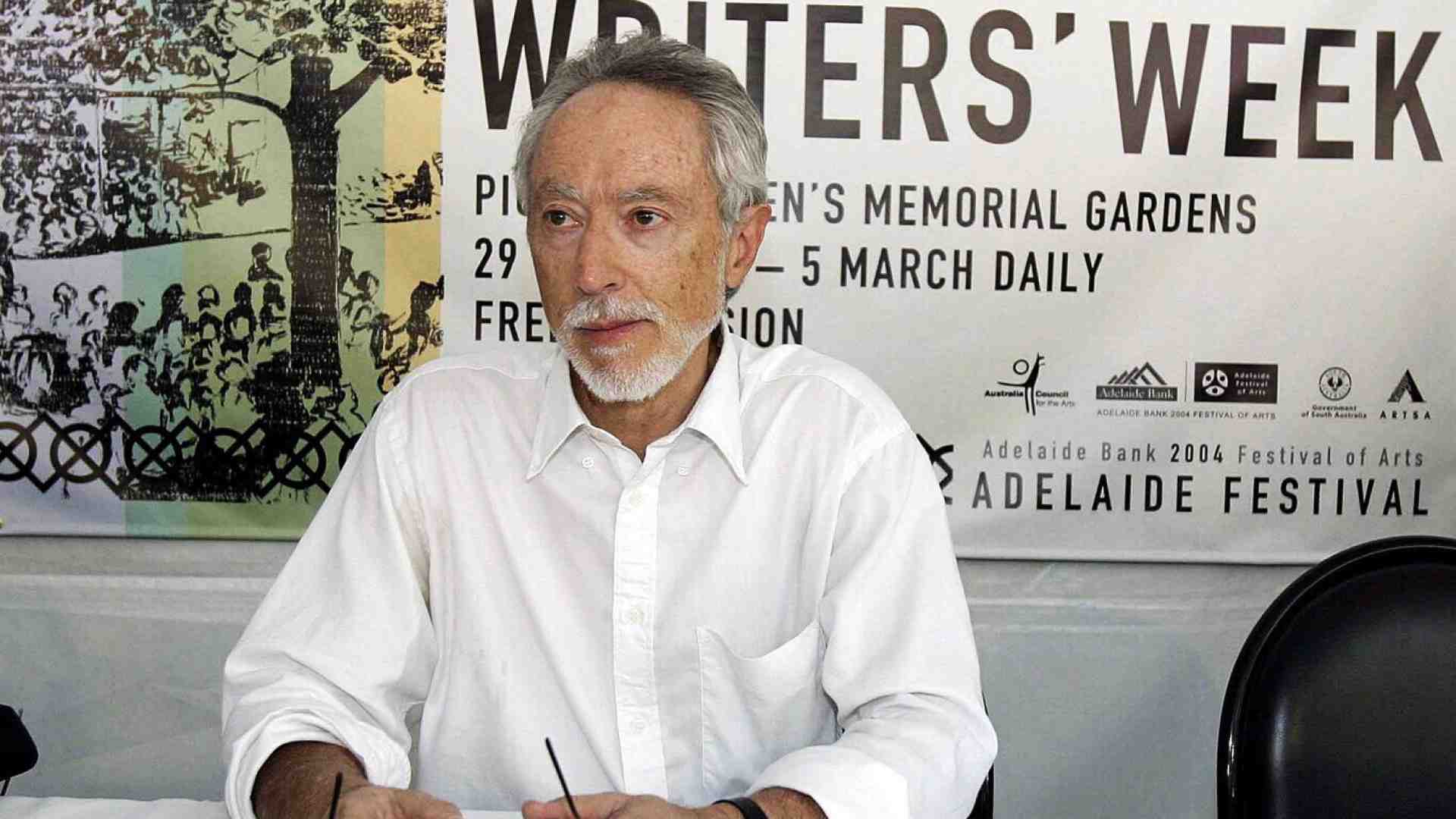 Immagine di Coetzee, ecco un grande autore v-i-v-e-n-t-e