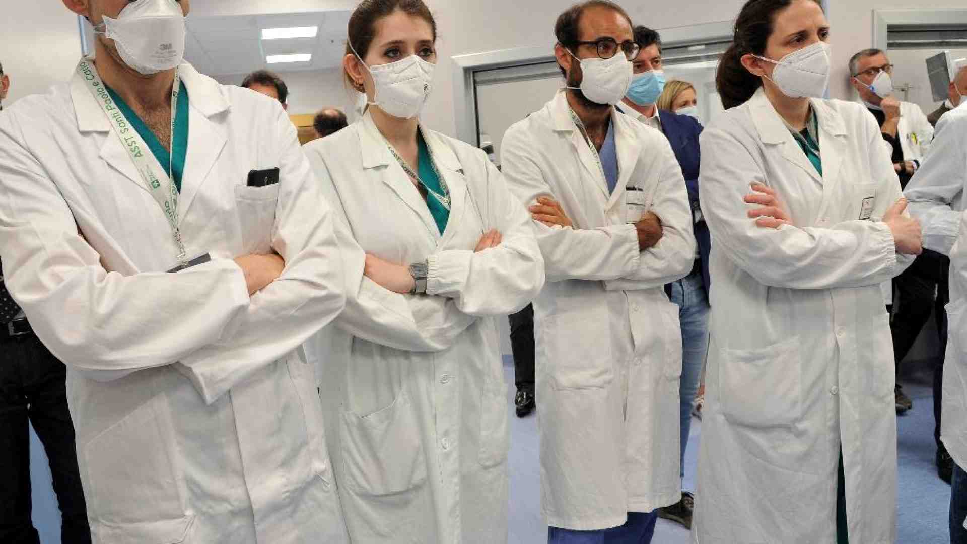 Immagine di La rivolta dei medici: «Sicurezza subito o ce ne andiamo»