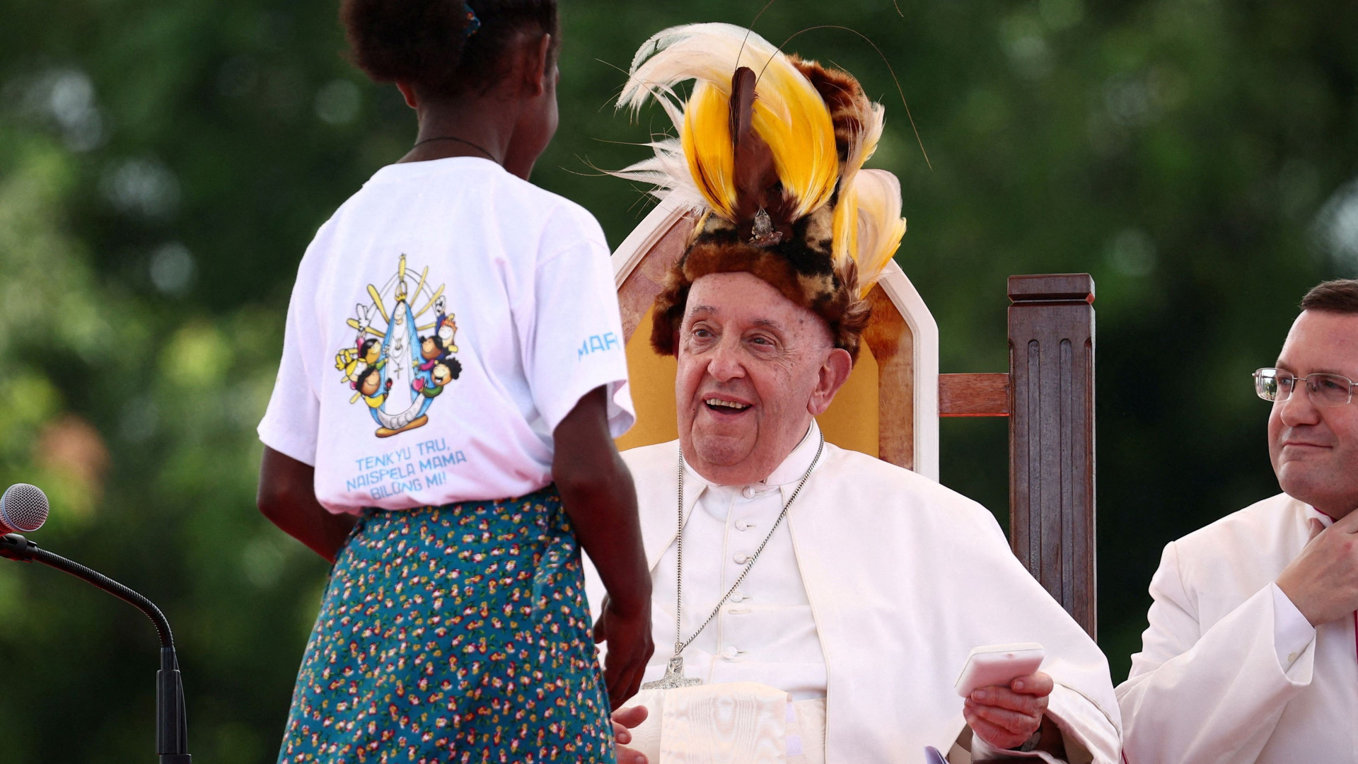Immagine di Il Papa a Vanimo con una tonnellata di aiuti. "Custodite il creato"