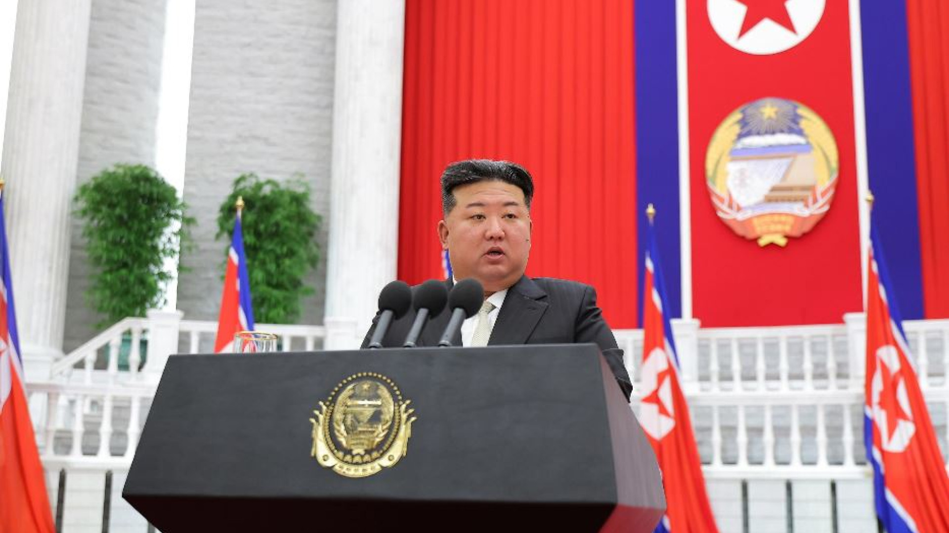 Immagine di Kim risfodera la minaccia nucleare contro gli Usa