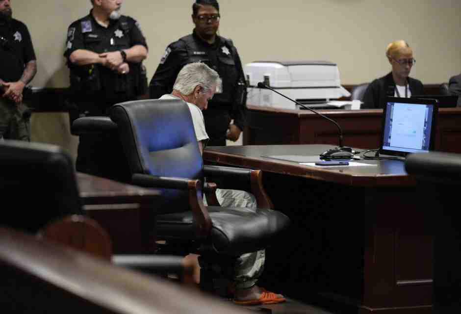 Colin Gray (54 anni), padre di Colt Gray, autore della sparatoria nella&nbsp;Apalachee High School (foto ANSA)