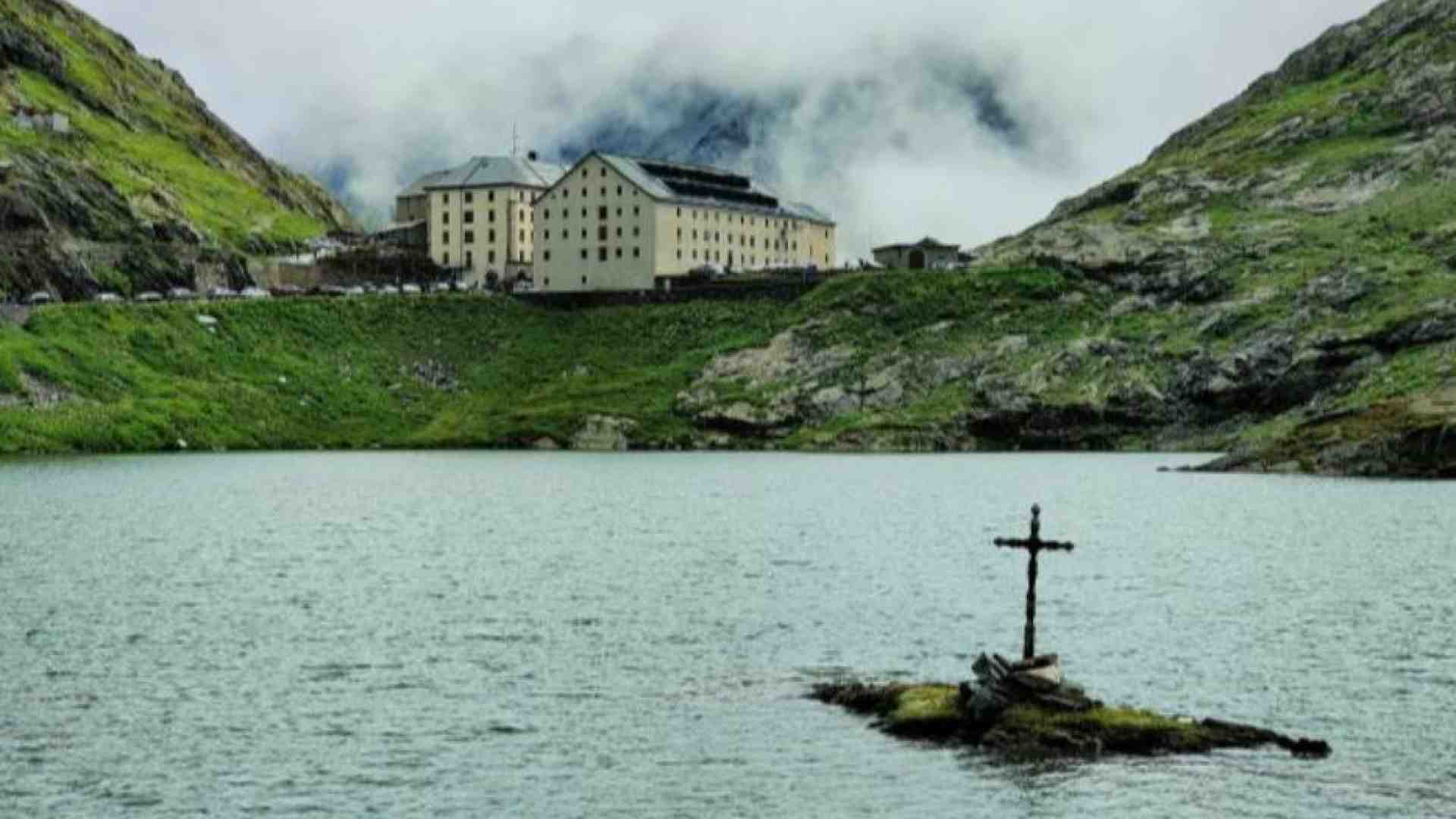 Immagine di “Adorare e nutrire Cristo” nel viandante. Da mille anni al Gran San Bernardo