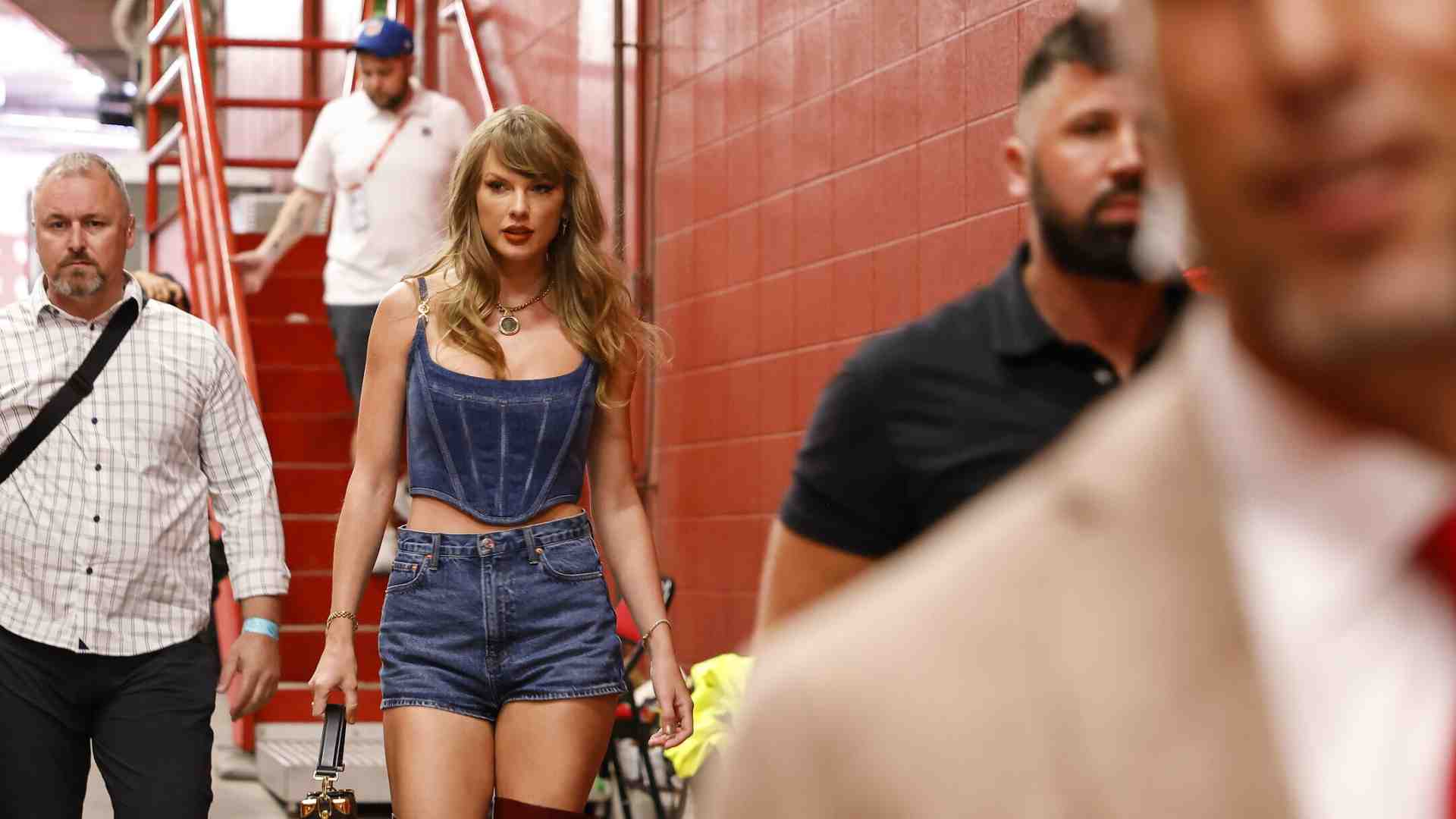 Immagine di Quanto vale il voto di Taylor Swift? Il legame tra glam e mobilitazione nel dibattito Harris-Trump