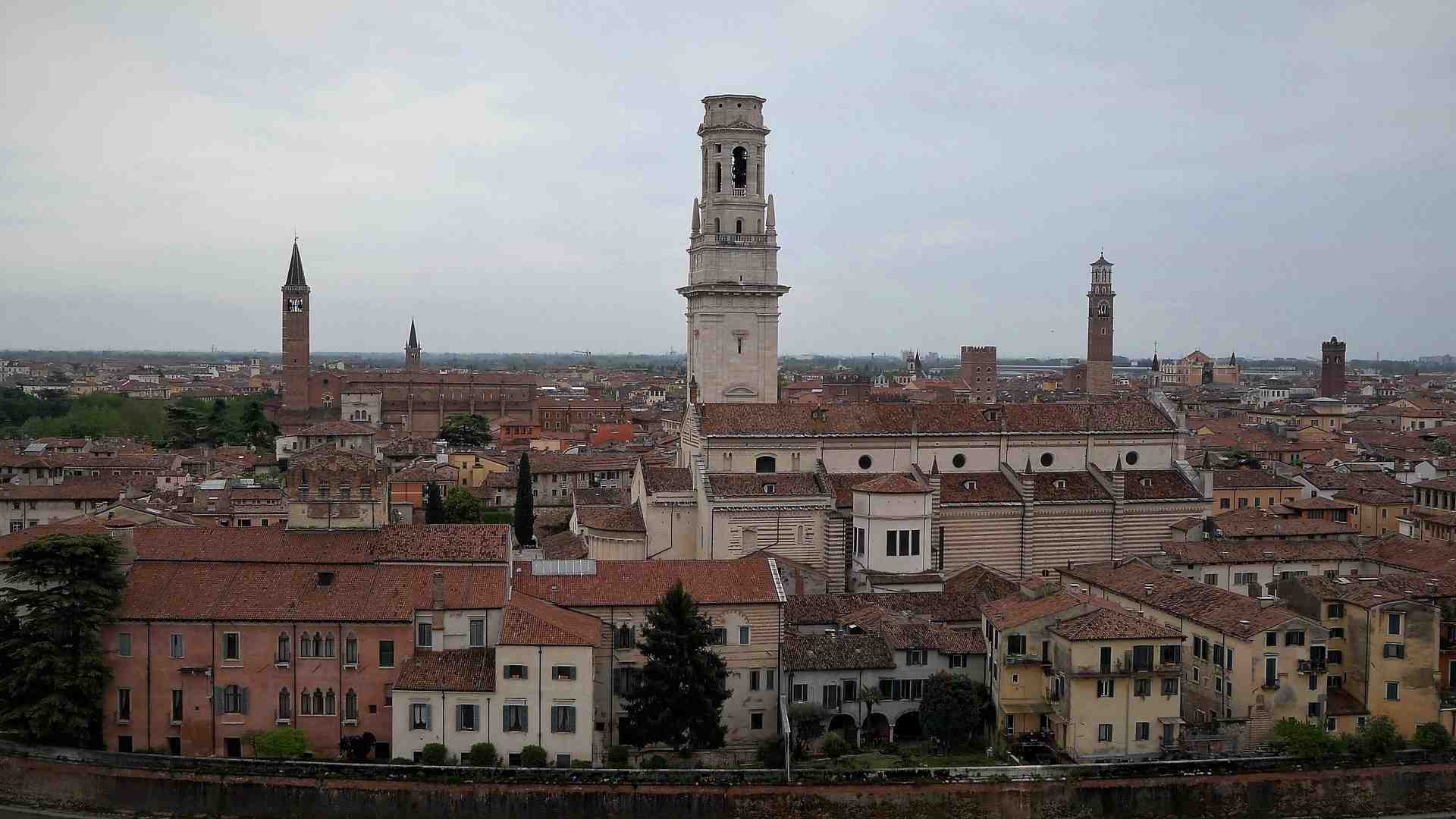 Immagine di Fari puntati sui nostri campanili