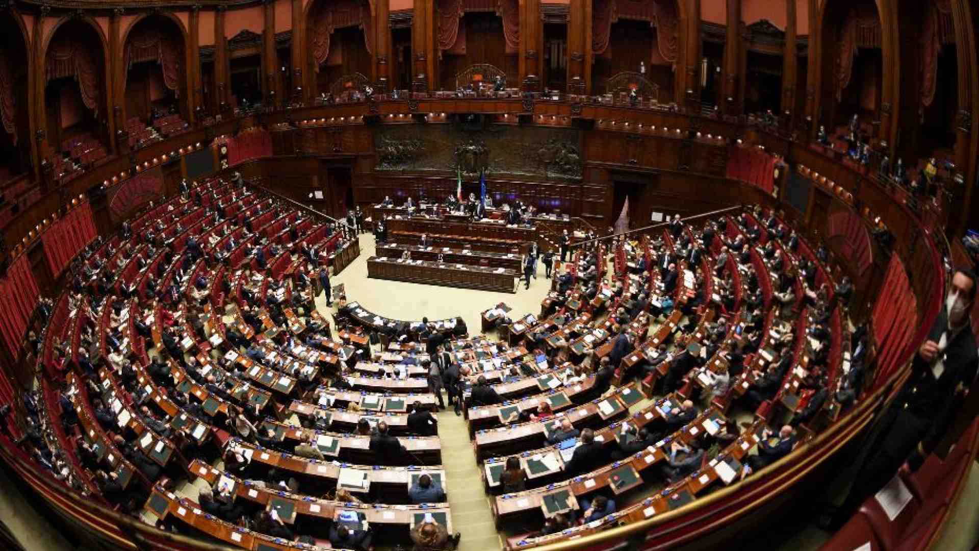 Immagine di L'aula boccia l'emendamento di Azione sullo Ius scholae, no anche da Fi