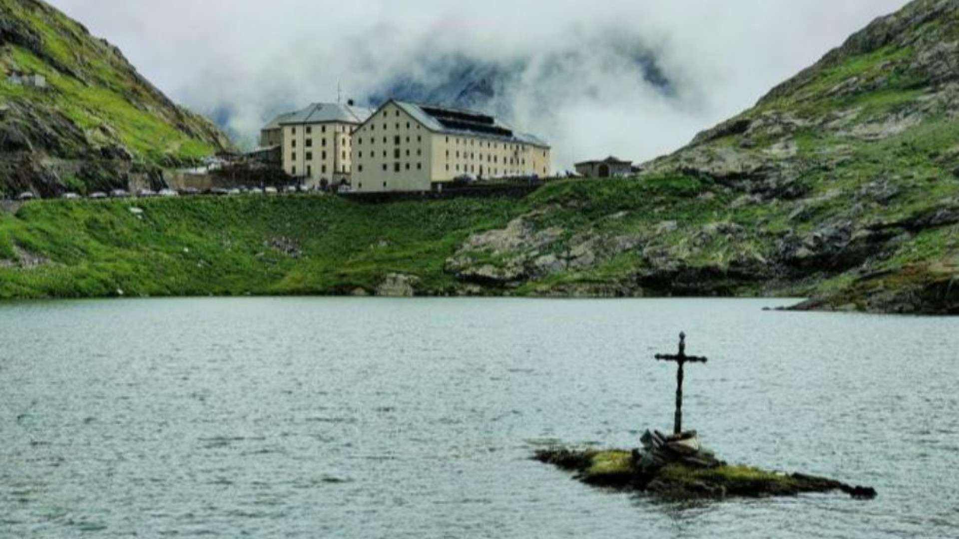 Immagine di “Adorare e nutrire Cristo” nel viandante. Da mille anni al Gran San Bernardo