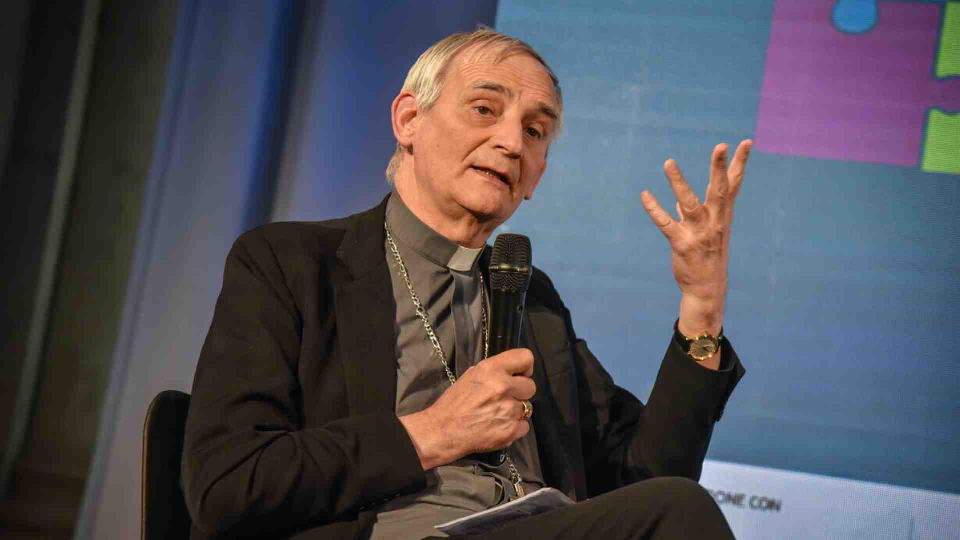 Immagine di Zuppi promuove la proposta Giorgetti sulla natalità: "La direzione è quella giusta"