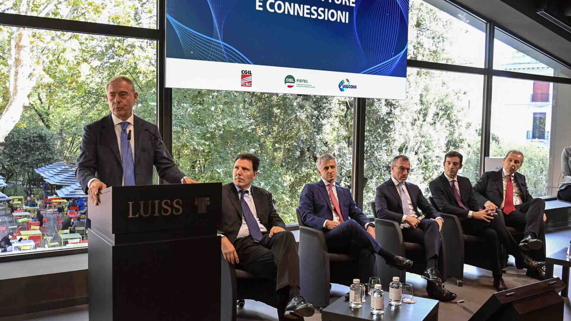 Immagine di Le Tlc italiane possono ancora essere d’esempio per l’Ue? Una strada c’è
