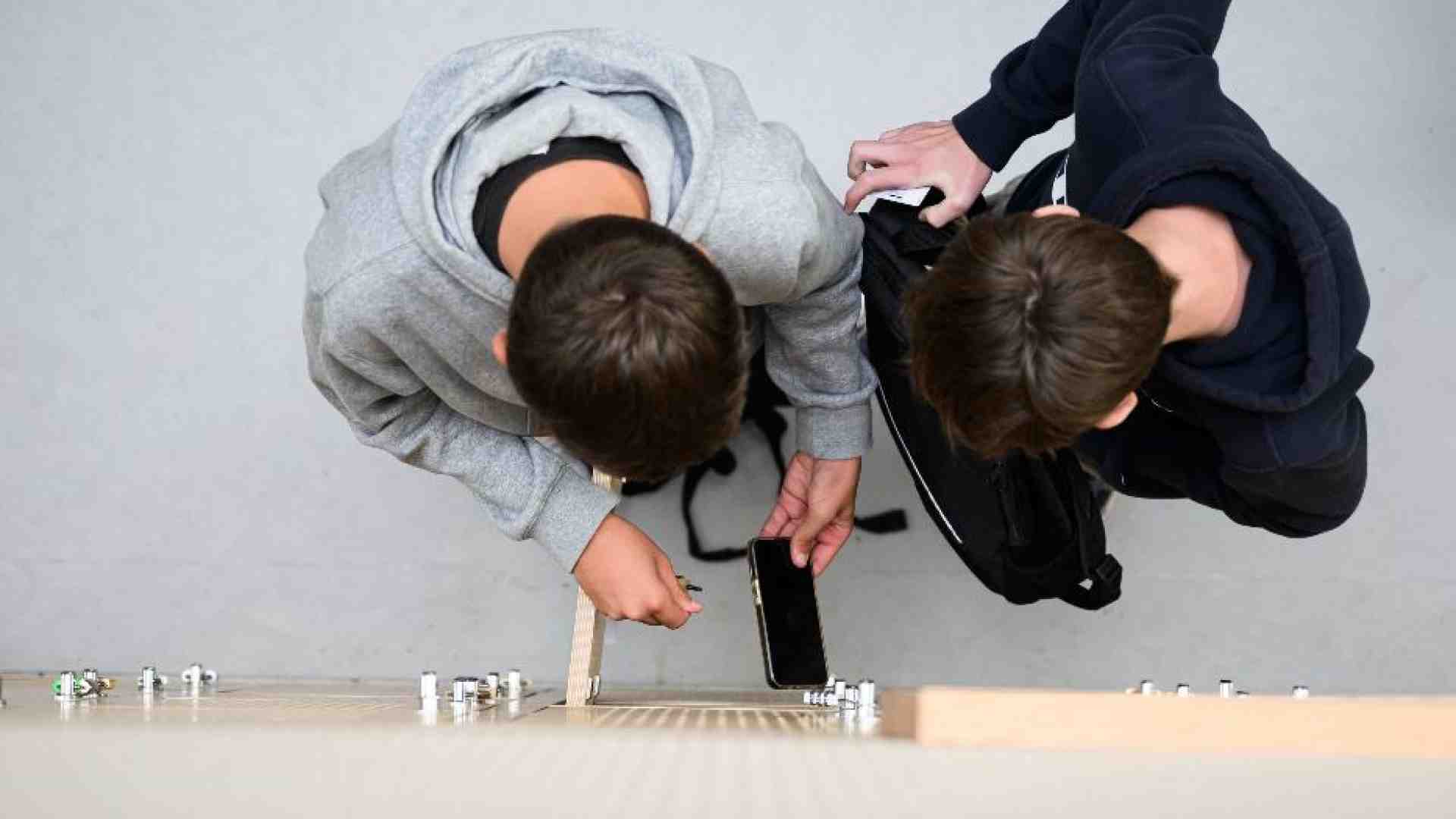 Immagine di Proibire sposta solo il problema