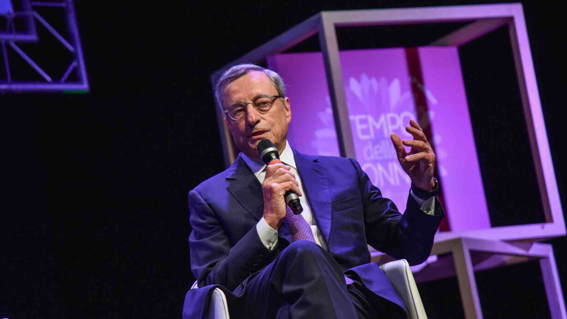Immagine di Armare il nuovo bazooka di Draghi? L’Ue potrebbe farcela, e pure l’Italia