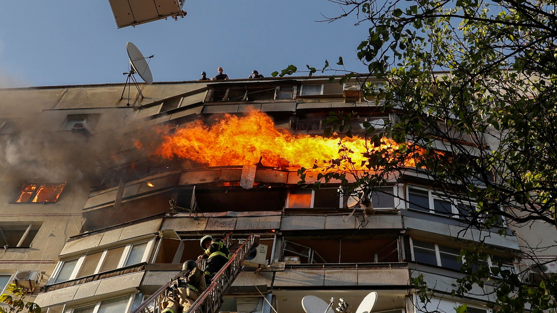 Immagine di Mosca «martella» Kiev e Kharkiv. Zar Putin rinforza l’Armata Rossa