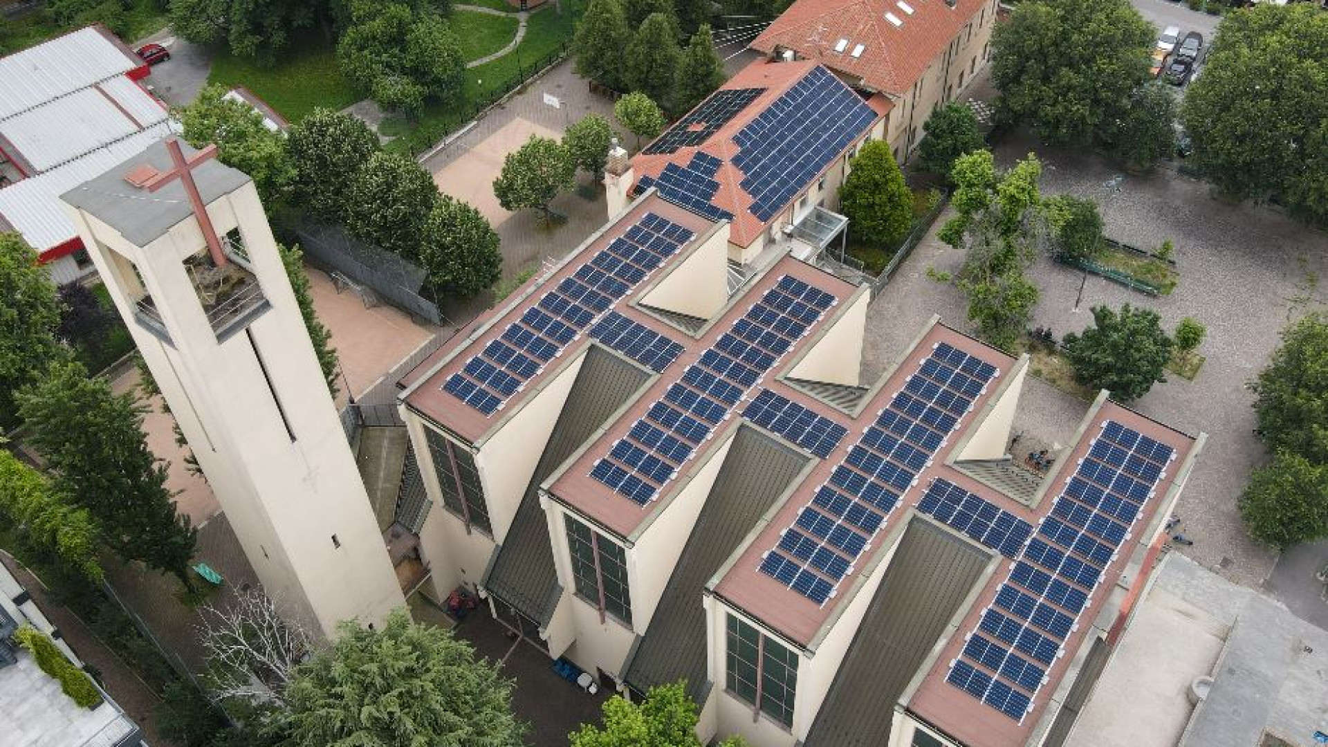 Immagine di È nata «SOLEdarietà», la comunità energetica che aiuta i poveri