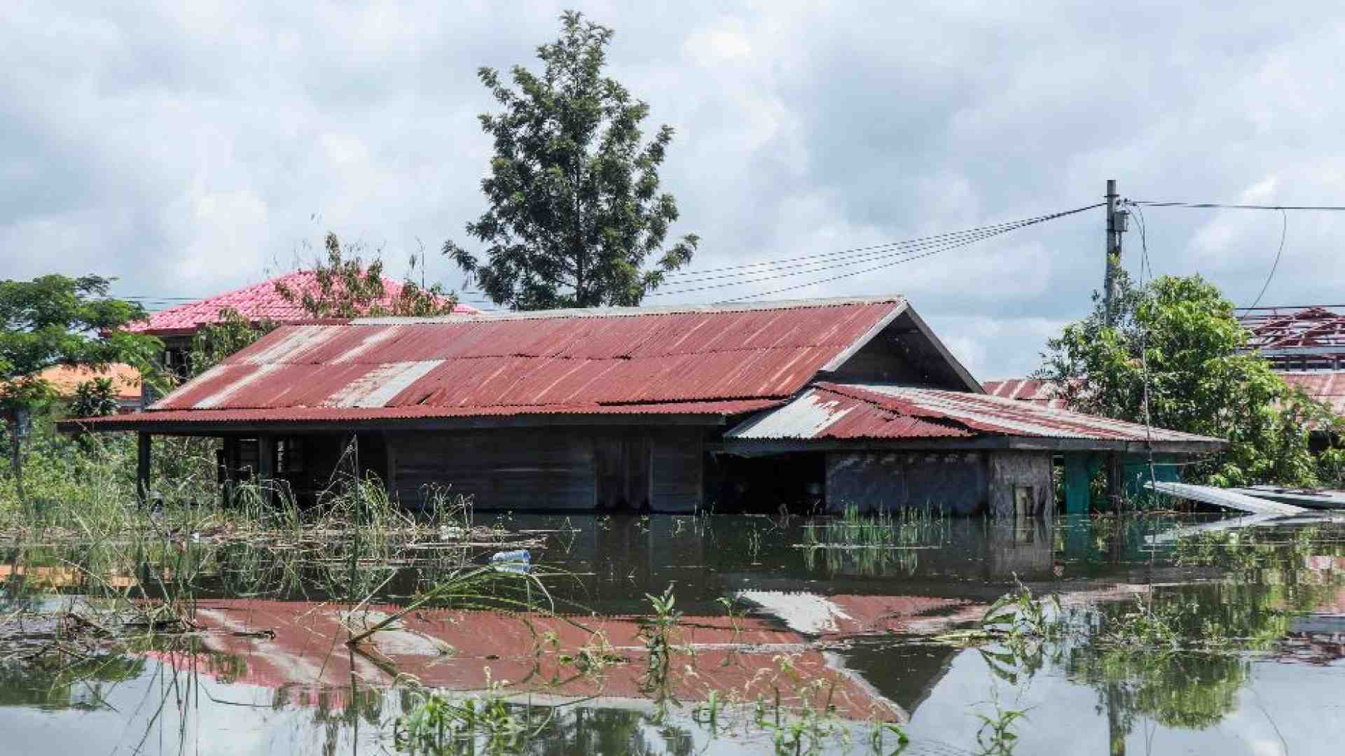 Immagine di Il tifone mette in ginocchio il Myanmar: quasi 300 morti. Rara richiesta di aiuto
