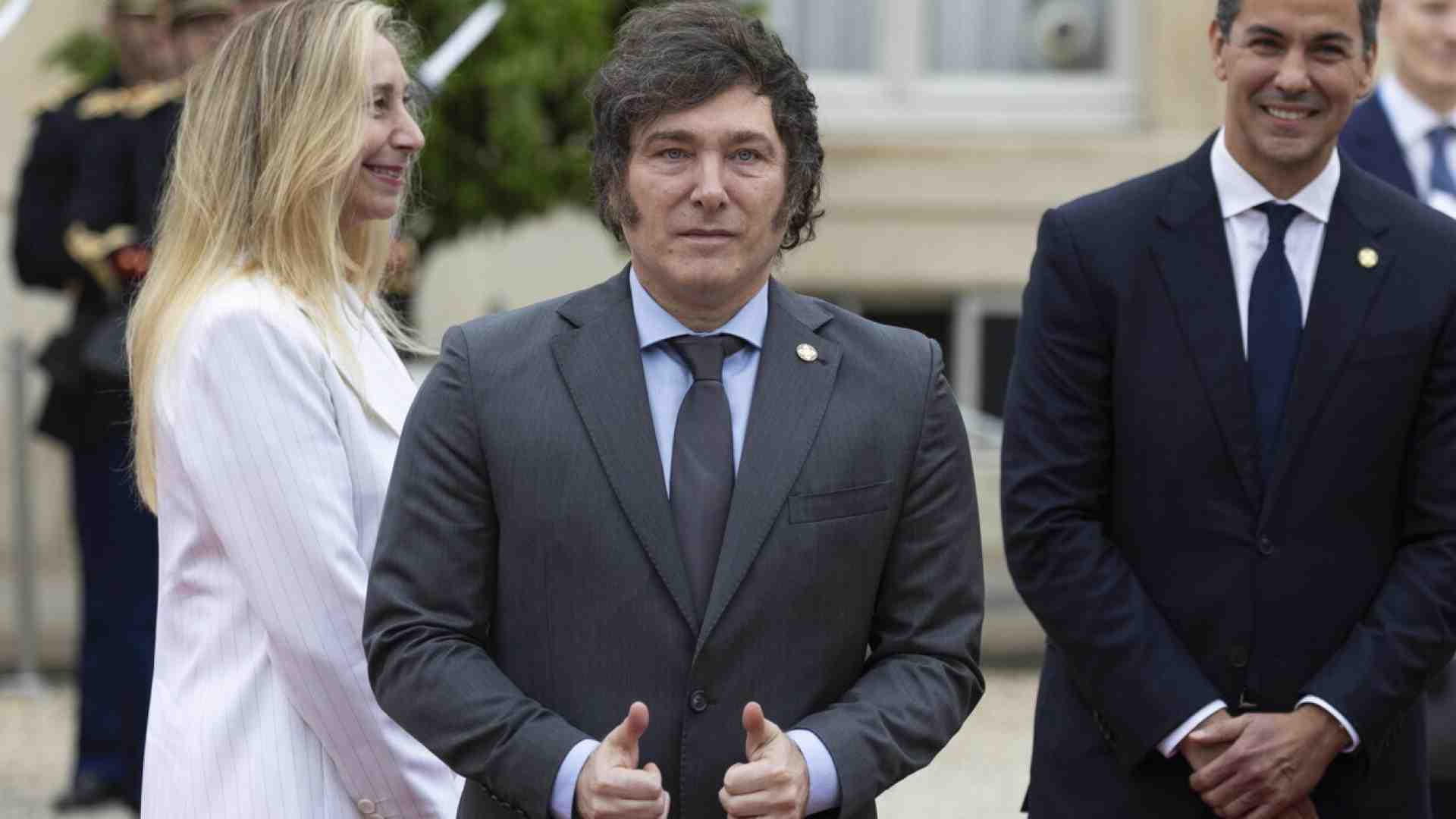 Immagine di Milei presenta il Bilancio 2025: pil in crescita e inflazione in calo