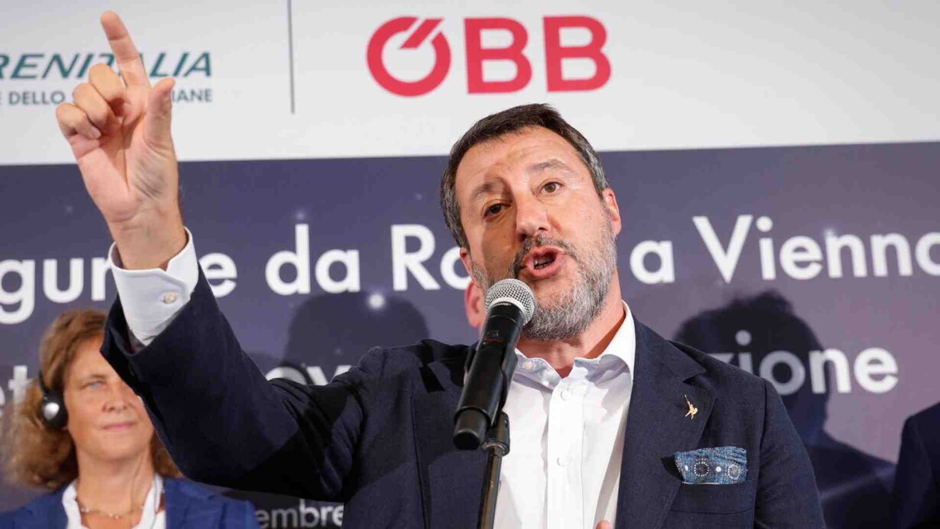Immagine di Il caso Salvini e i rischi per Schlein sull'immigrazione