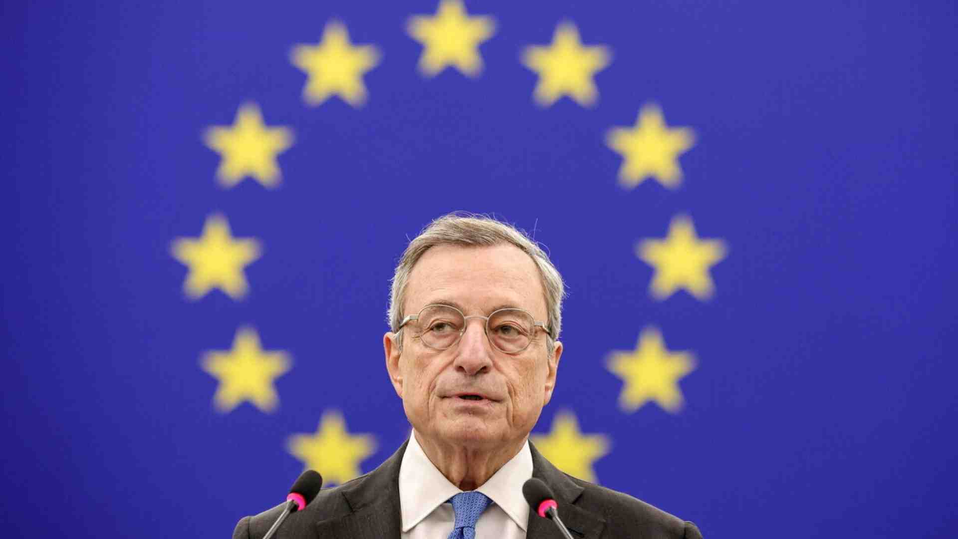 Immagine di L'Europa senza chiacchiere, spiegata da Draghi