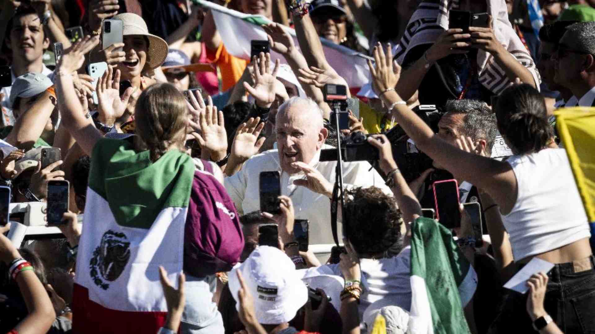 Immagine di Il Papa: se sei stanco non riposarti, mettiti in cammino