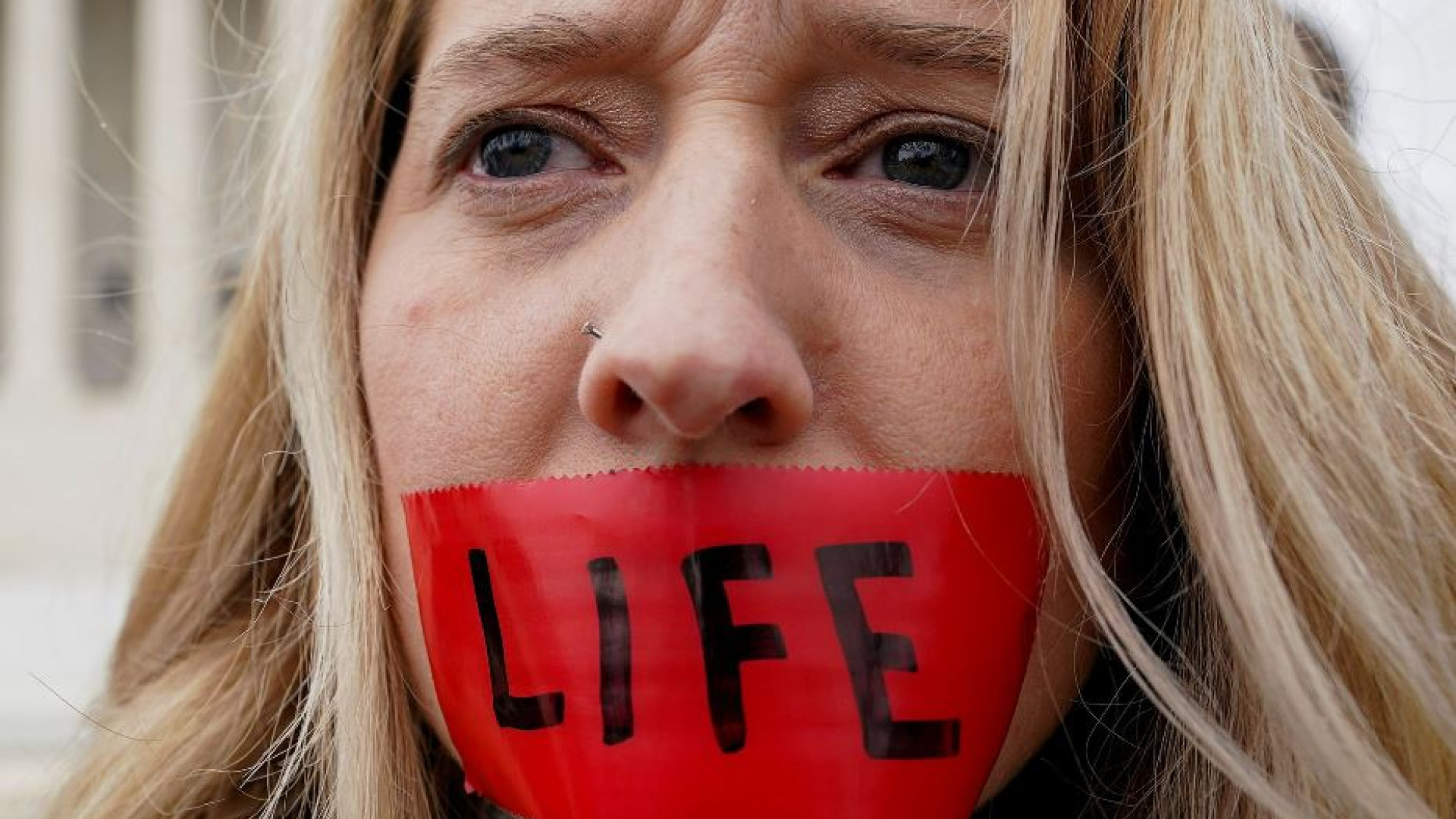 Immagine di Via libera alle “zone cuscinetto”: vietato pregare vicino ai centri abortivi