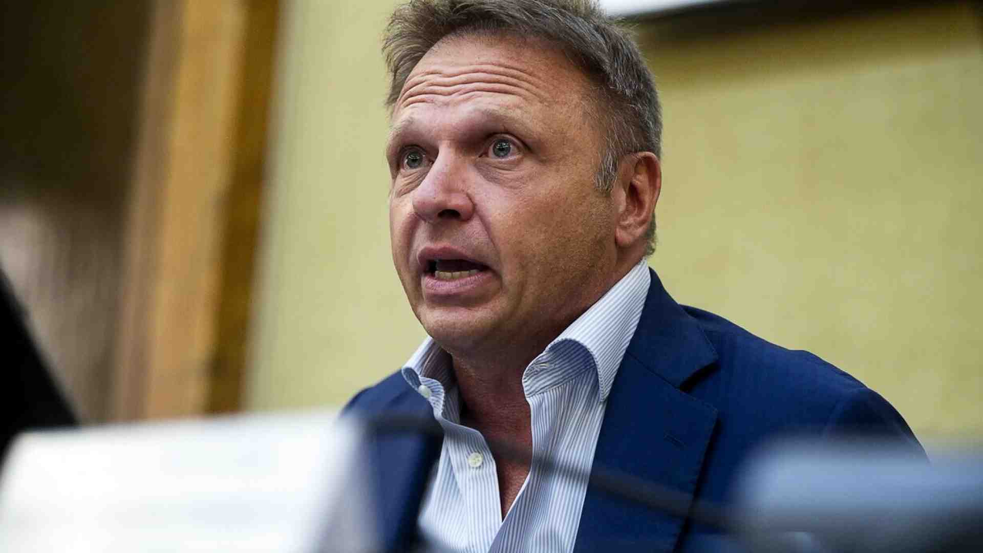 Immagine di Lollo e la lingua blu. La nuova epidemia preoccupa. Ma, come con la Psa, il ministro prende tempo