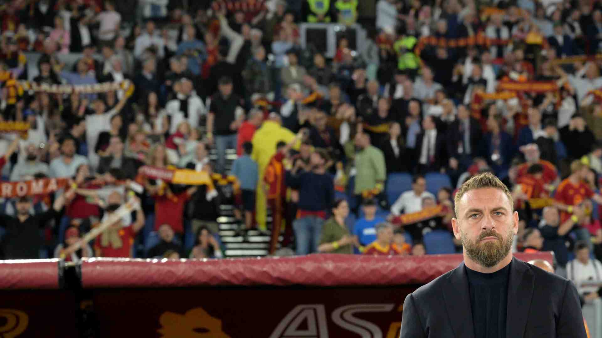 Immagine di Capitani nella tormenta, la Roma e l'eterna maledizione dell'addio. Una cronistoria