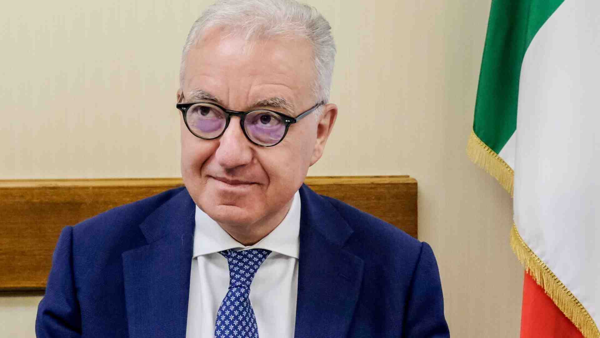 Immagine di "Corte dei Conti, meno burocrazia più efficacia". L'appello di Mantovano