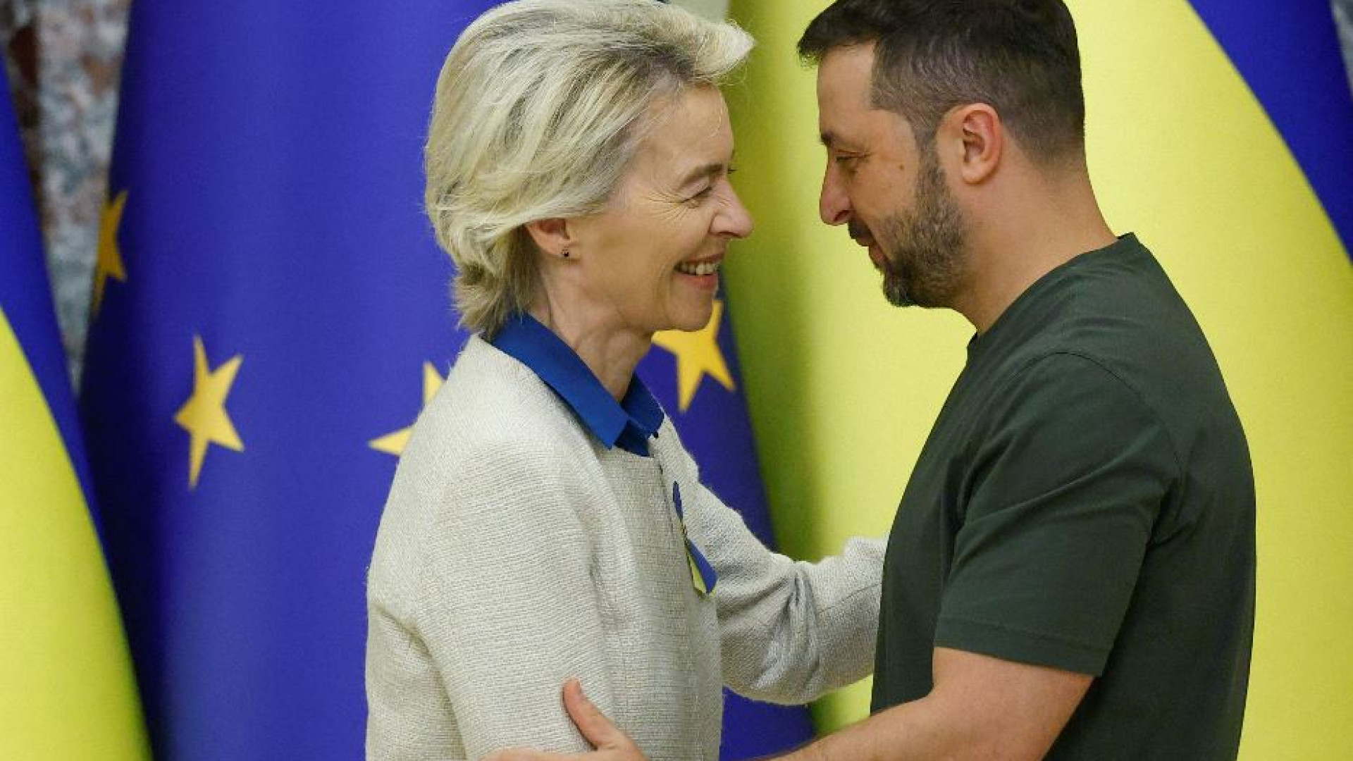 Immagine di Von der Leyen “scalda” l'Ucraina: prestiti da 35 miliardi