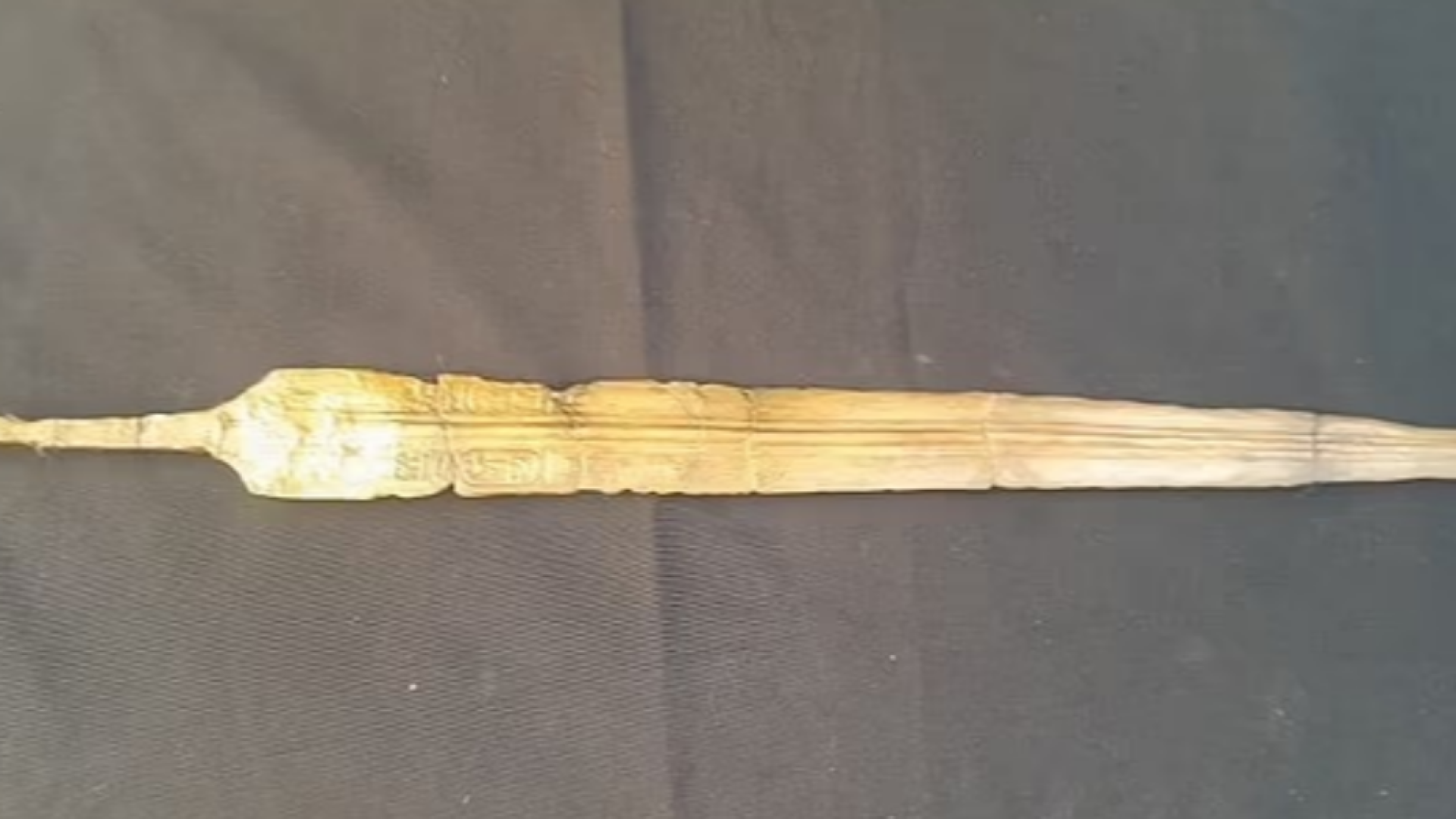Immagine di Antico Egitto, scoperta una spada del tempo del faraone Ramesse II