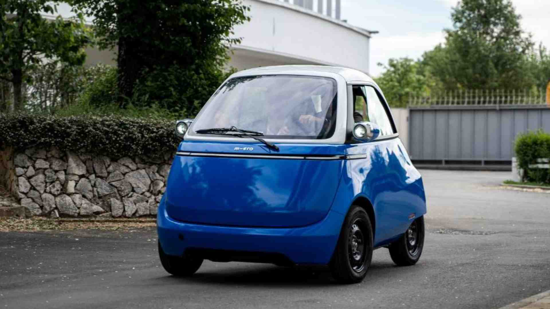 Immagine di Al volante della Microlino: scopriamo la "bubble car" piemontese