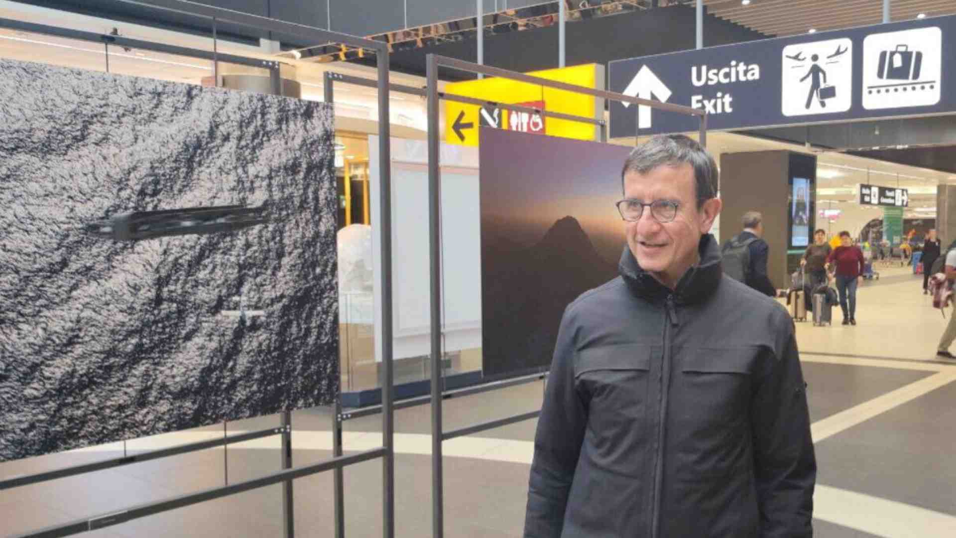 Immagine di L'Italia a testa in giù: una mostra di Massimo Sestini a Brescia