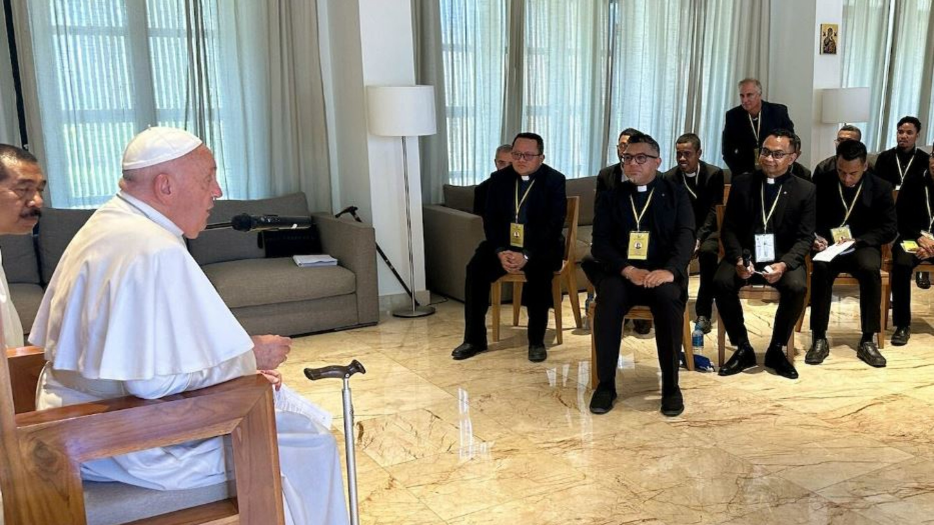 Immagine di Francesco ai gesuiti: date una testimonianza con coraggio e prudenza