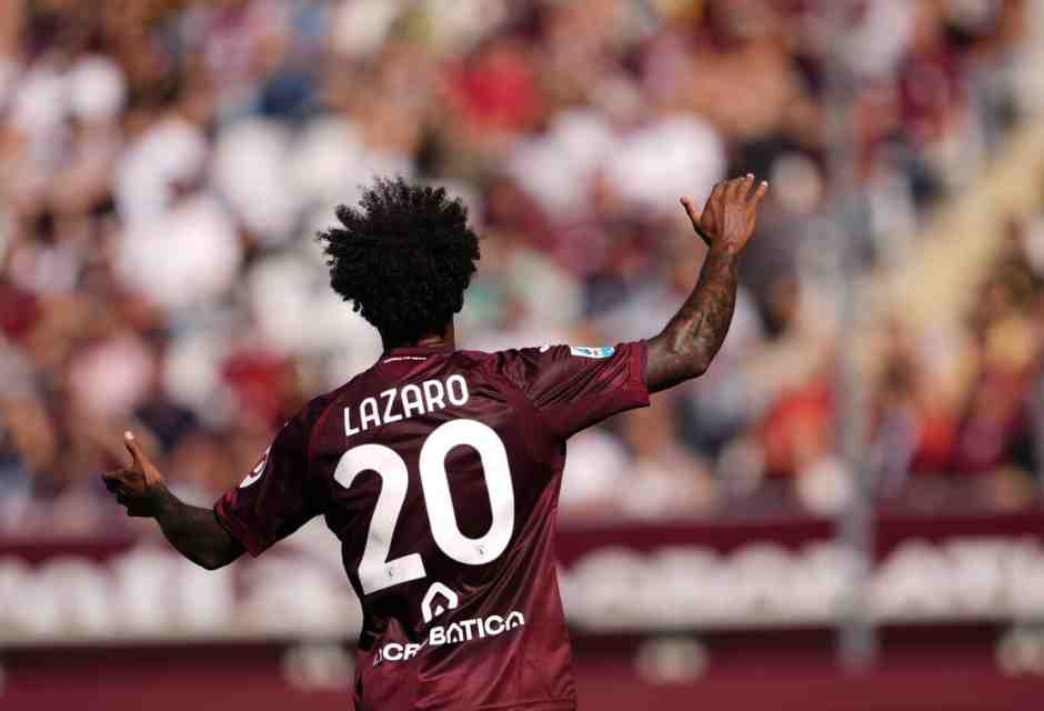 L'esterno del Torino Valentino Lazaro (foto LaPresse)
