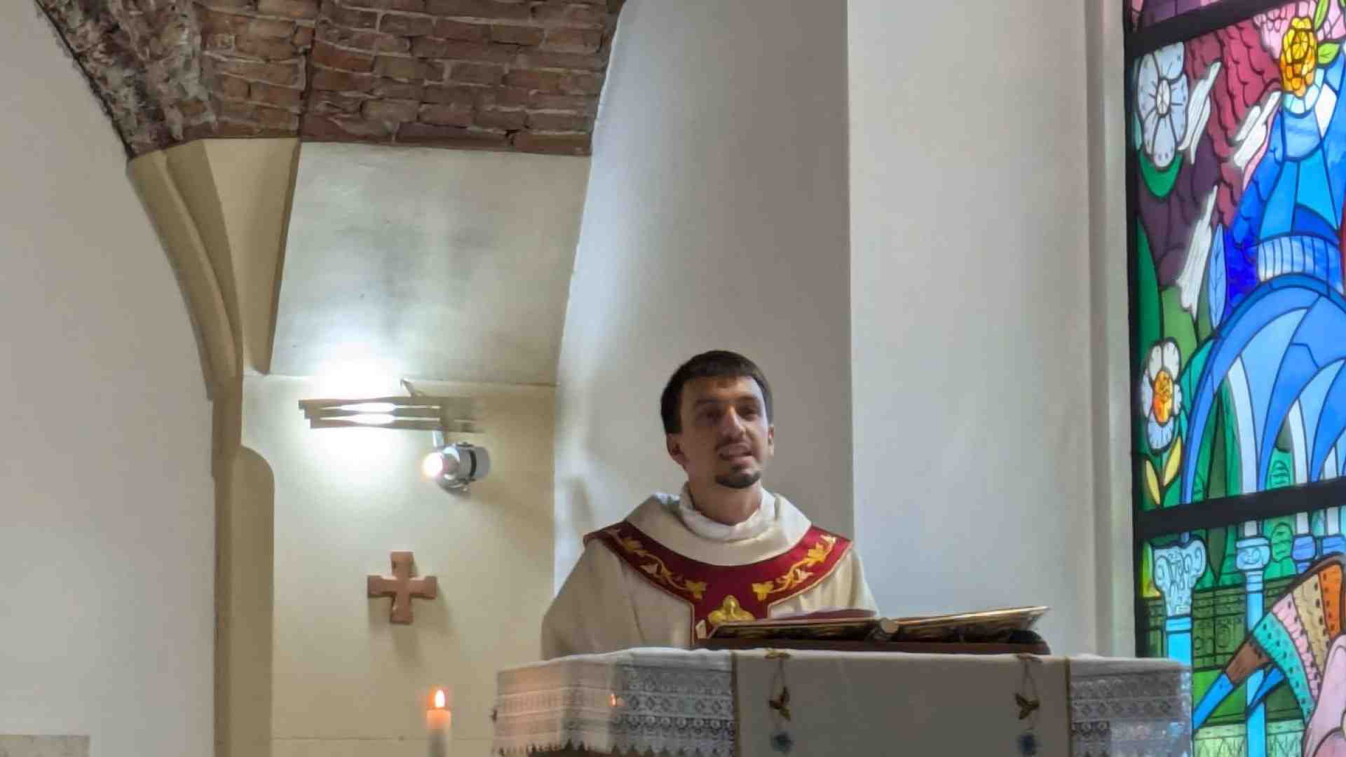 Immagine di Don Filippo, una sacerdote gioioso