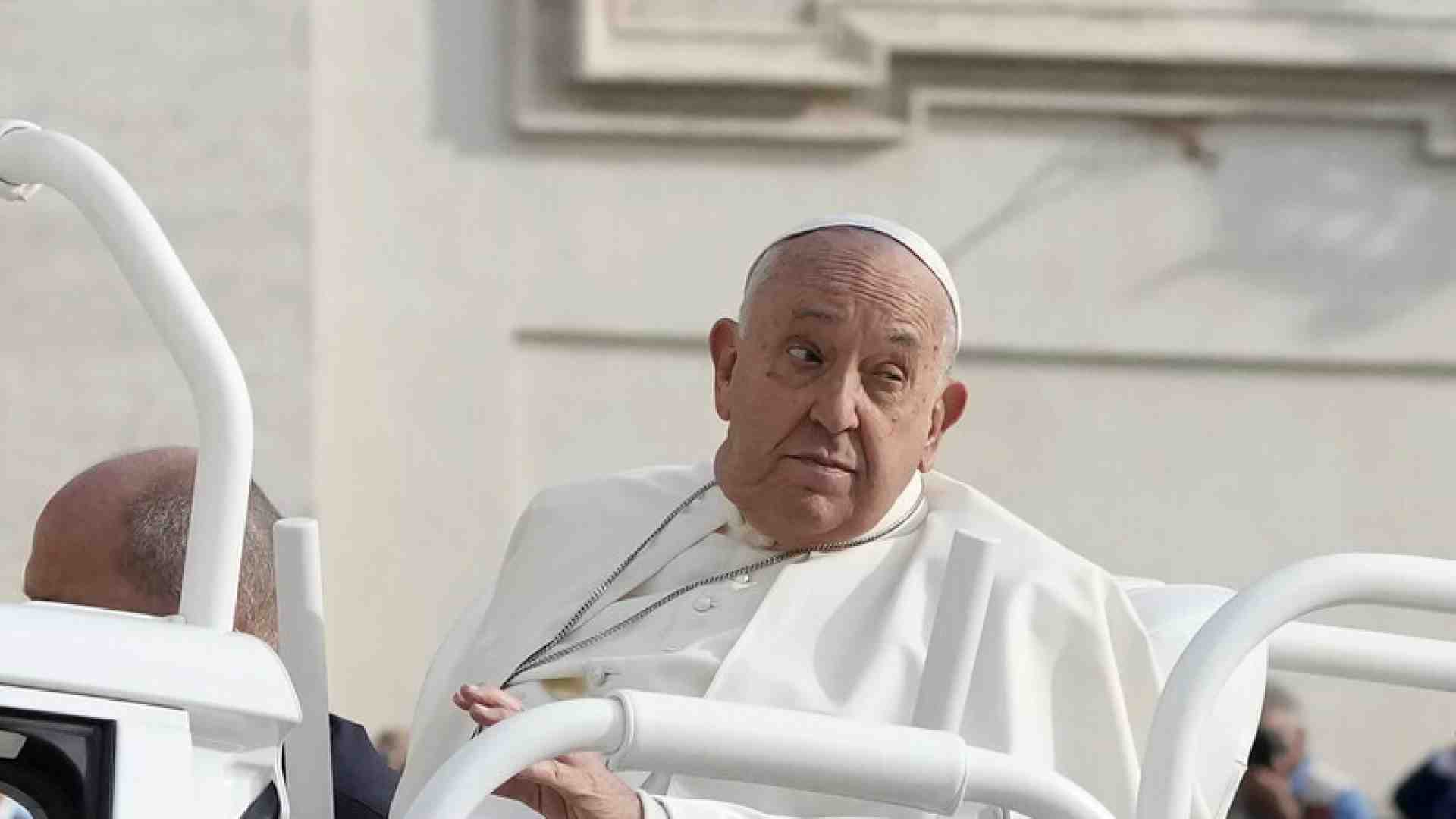 Immagine di Il viaggio del Papa nel cuore dell'Europa infedele