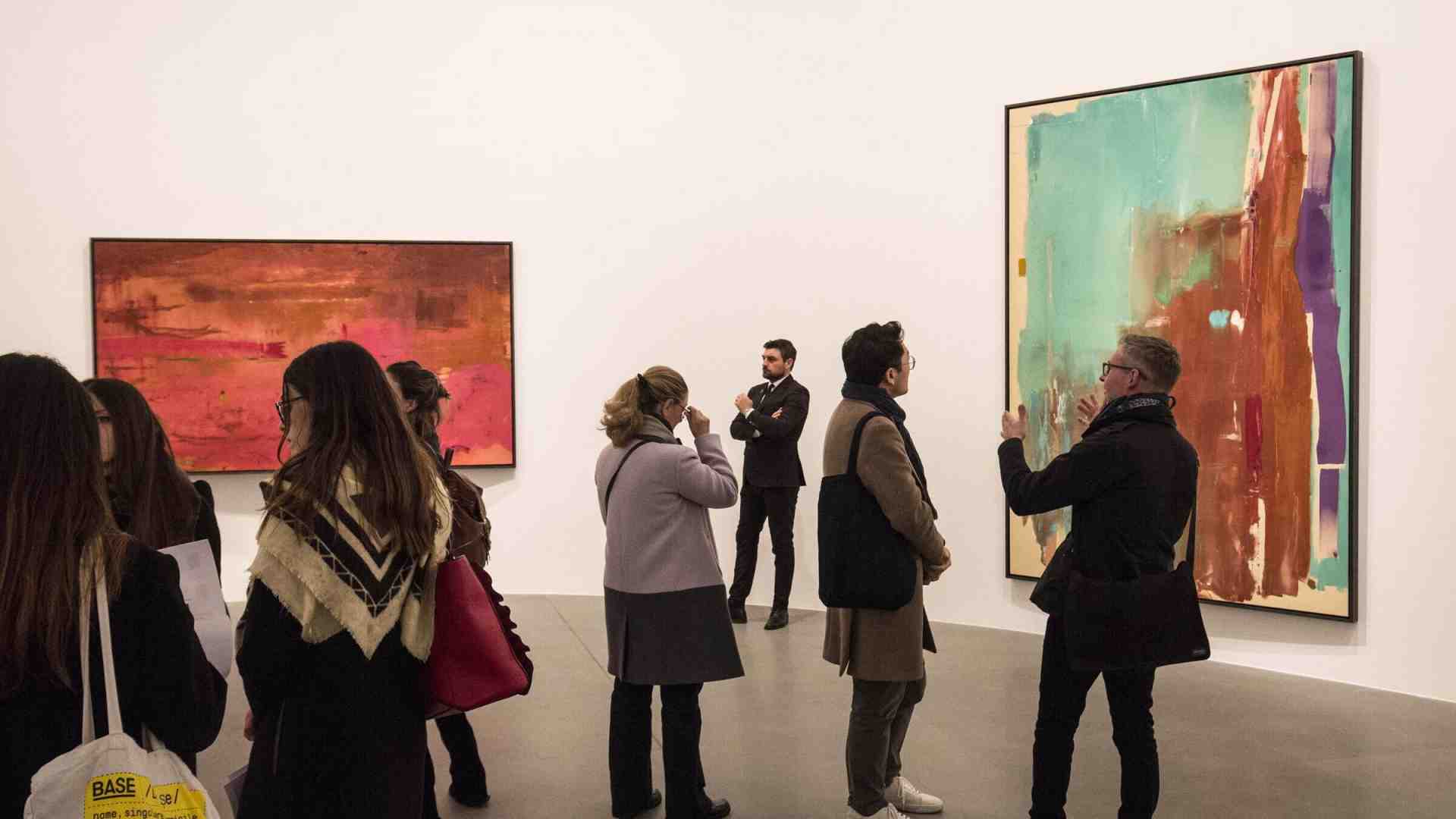 Immagine di Helen Frankenthaler, signora dell’astrazione e del “soak-stain”, a Palazzo Strozzi