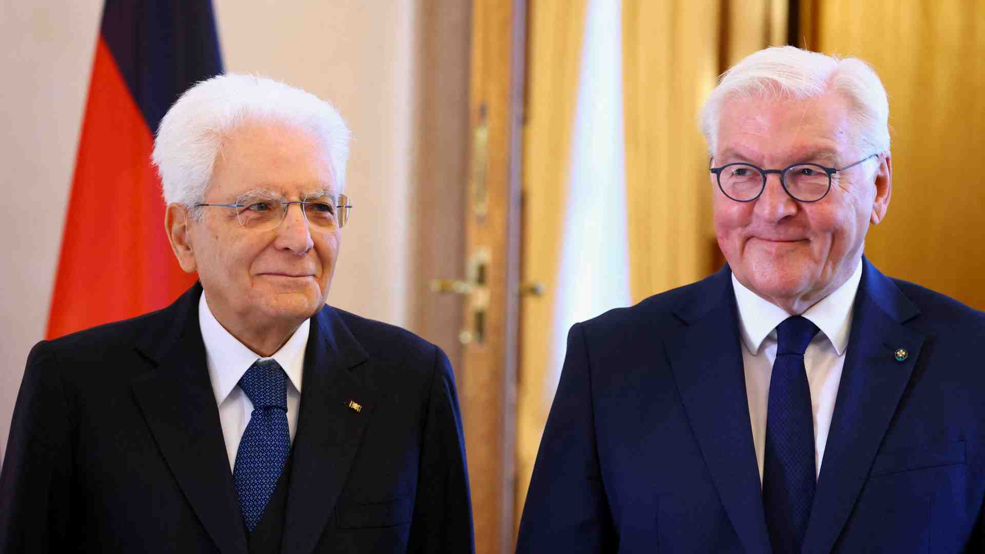 Immagine di Mattarella sulle migrazioni: la soluzione è negli ingressi regolari