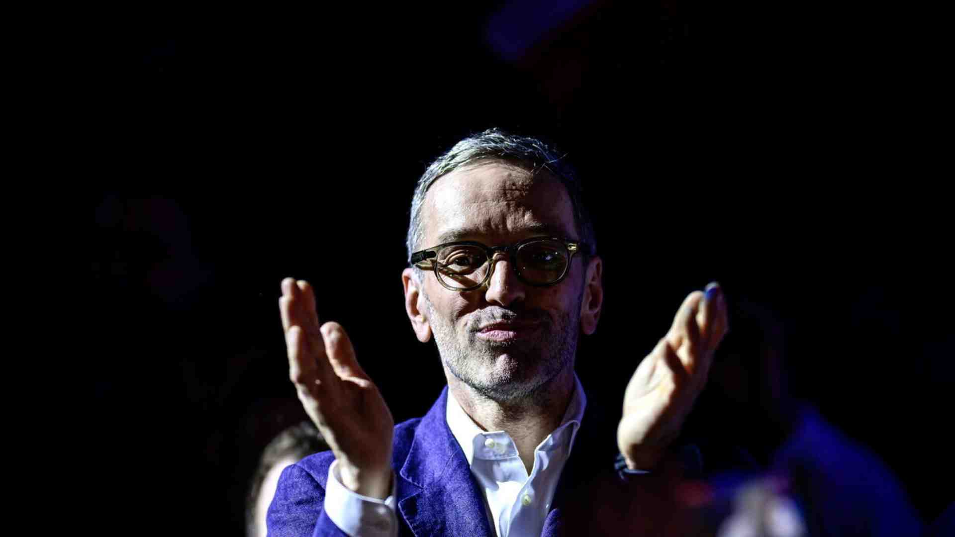 Immagine di Dopo la crescita dell'AfD in Germania, anche in Austria avanza il vento populista