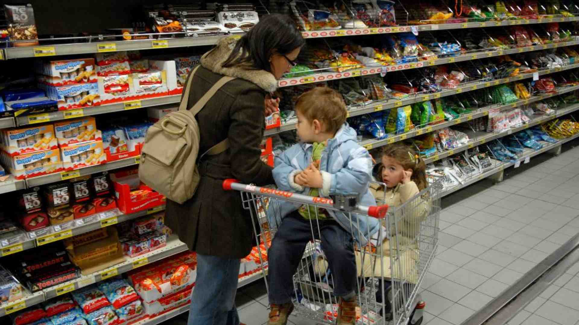 Immagine di Arriva il Bonus Natale da 100 euro. Perché divide e fa discutere