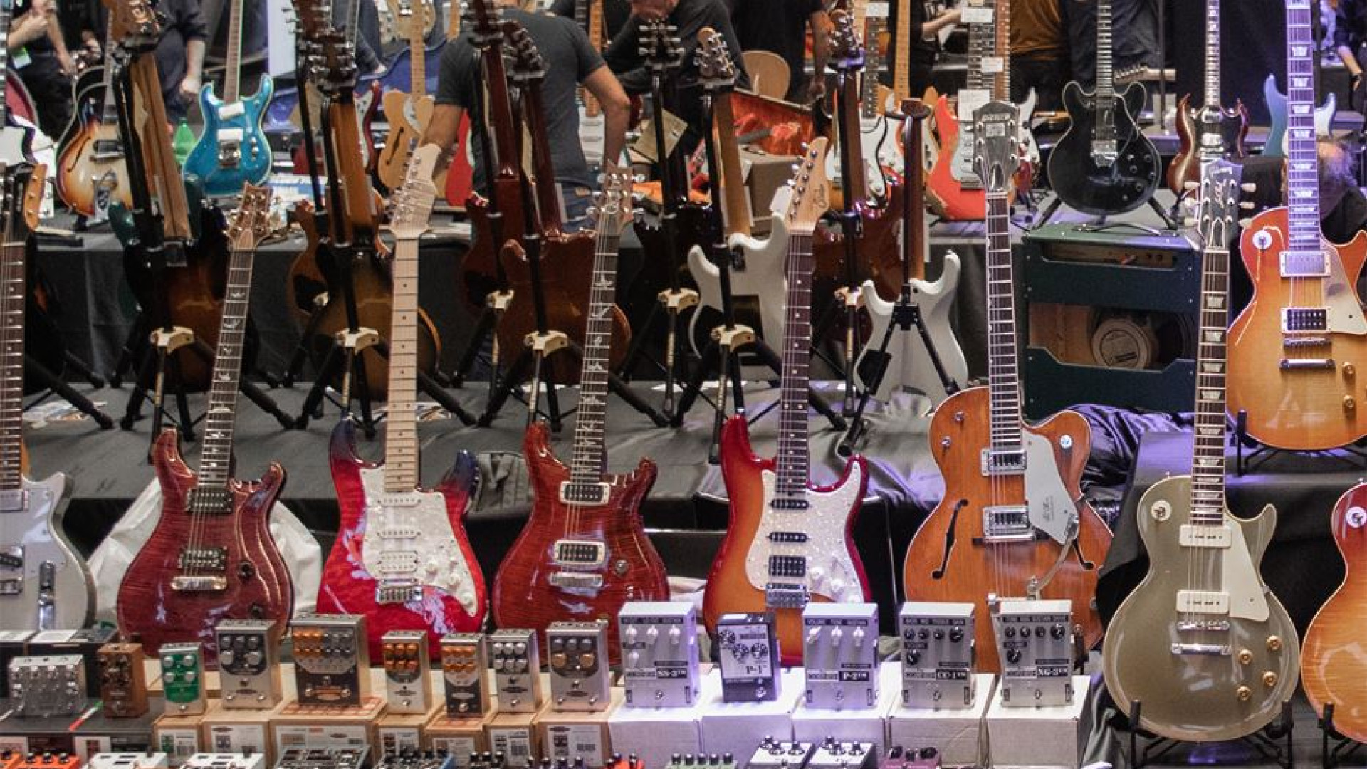 Immagine di Il violino di Cremona suona con i miti del rock