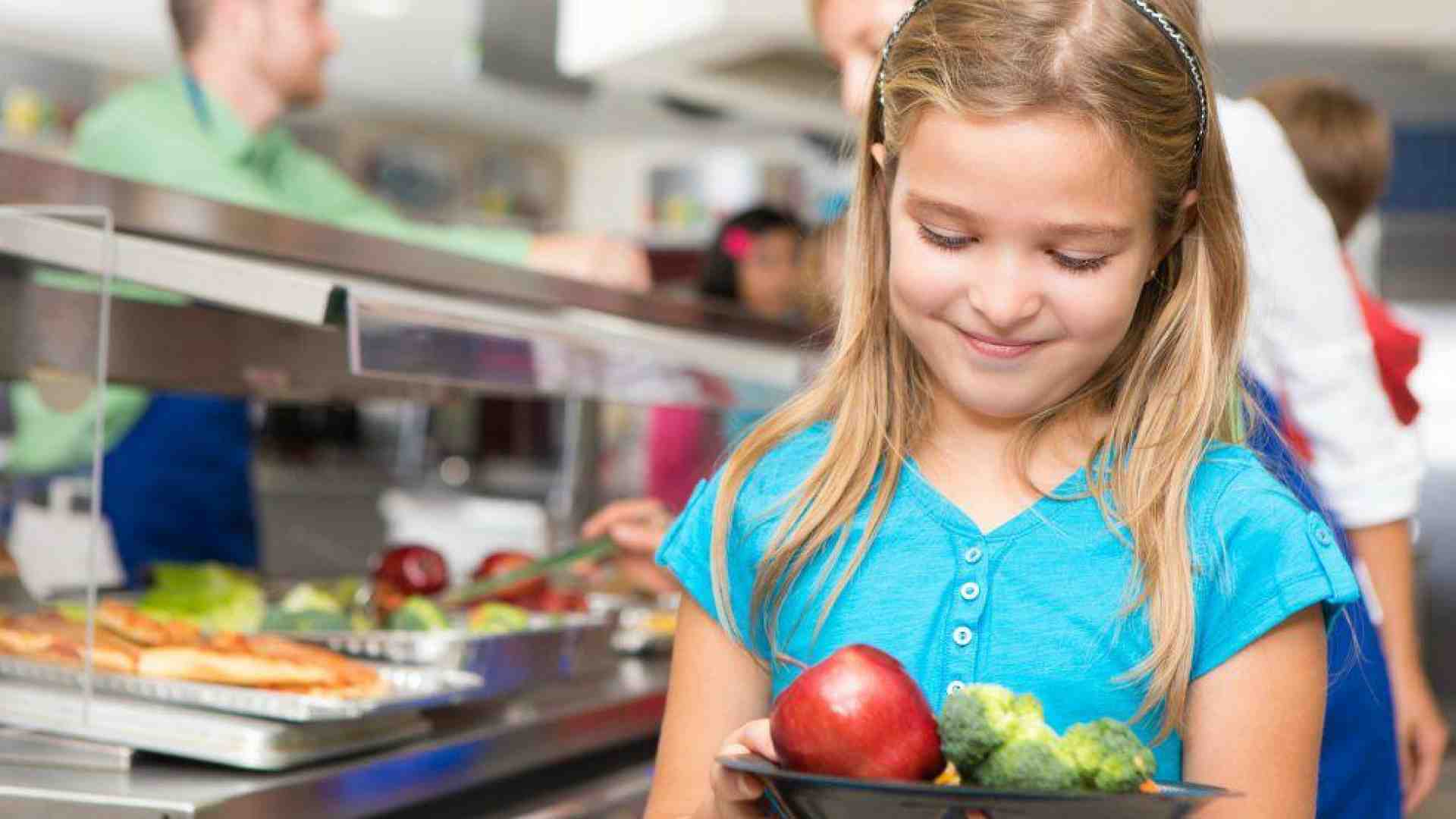 Immagine di Lo spreco alimentare si combatte in mensa, a scuola come in azienda