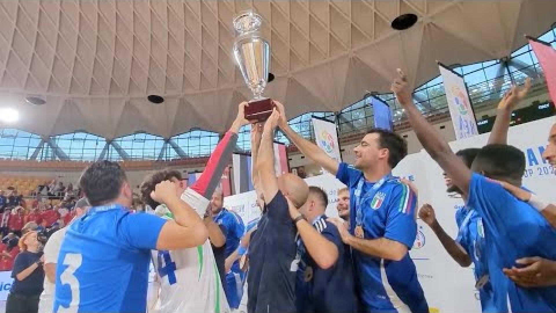Immagine di La nazionale azzurra dei “matti per il calcio” ha vinto gli Europei