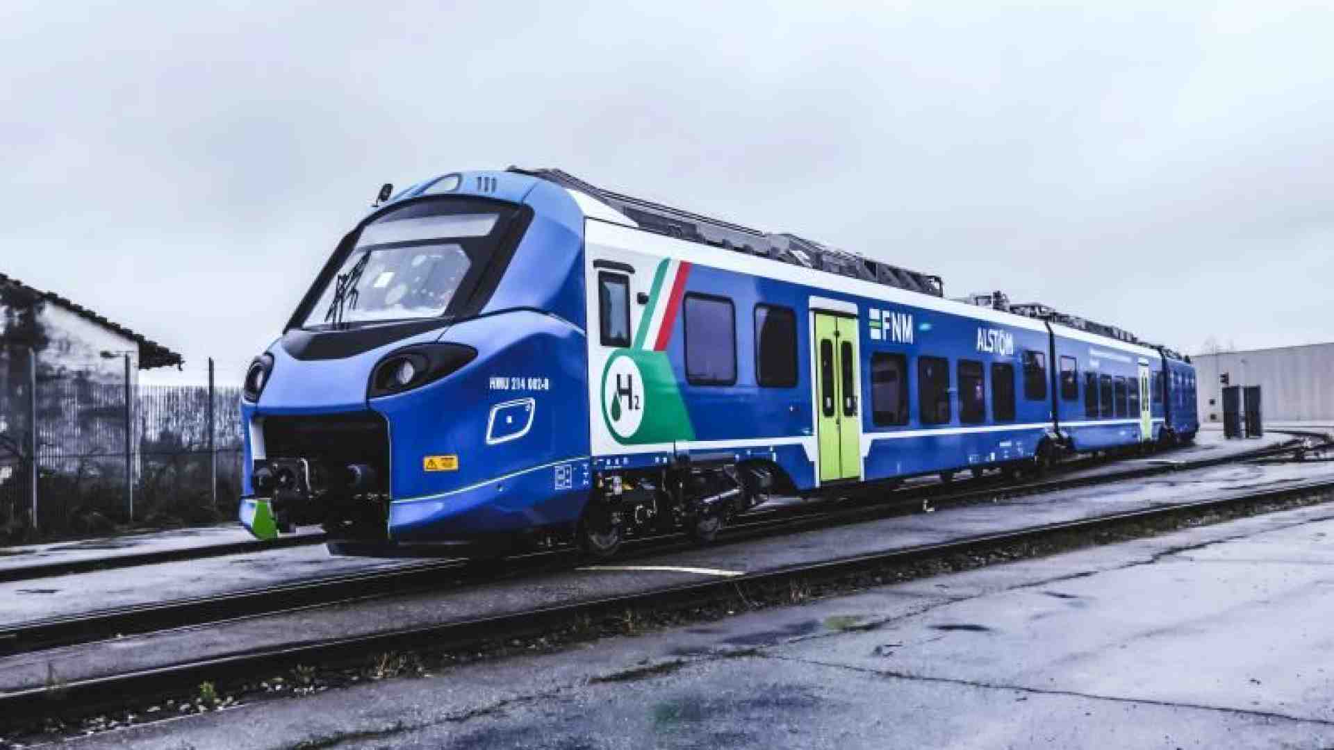 Immagine di Il treno del futuro viaggia a idrogeno. E l’Italia non teme la Cina