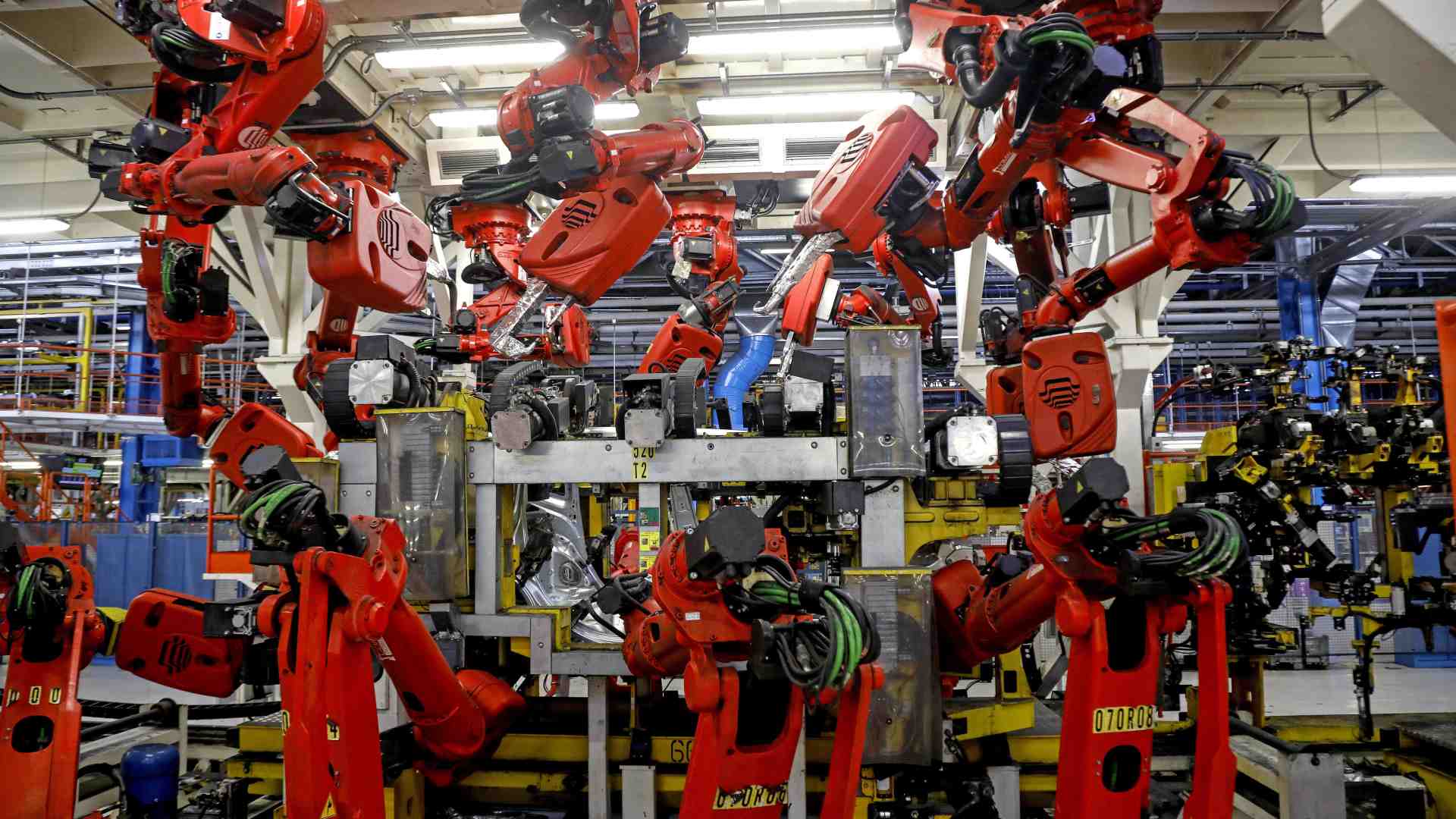 Immagine di La vischiosità del costo del lavoro ha aiutato le imprese a resistere. Ma ora? Indagine