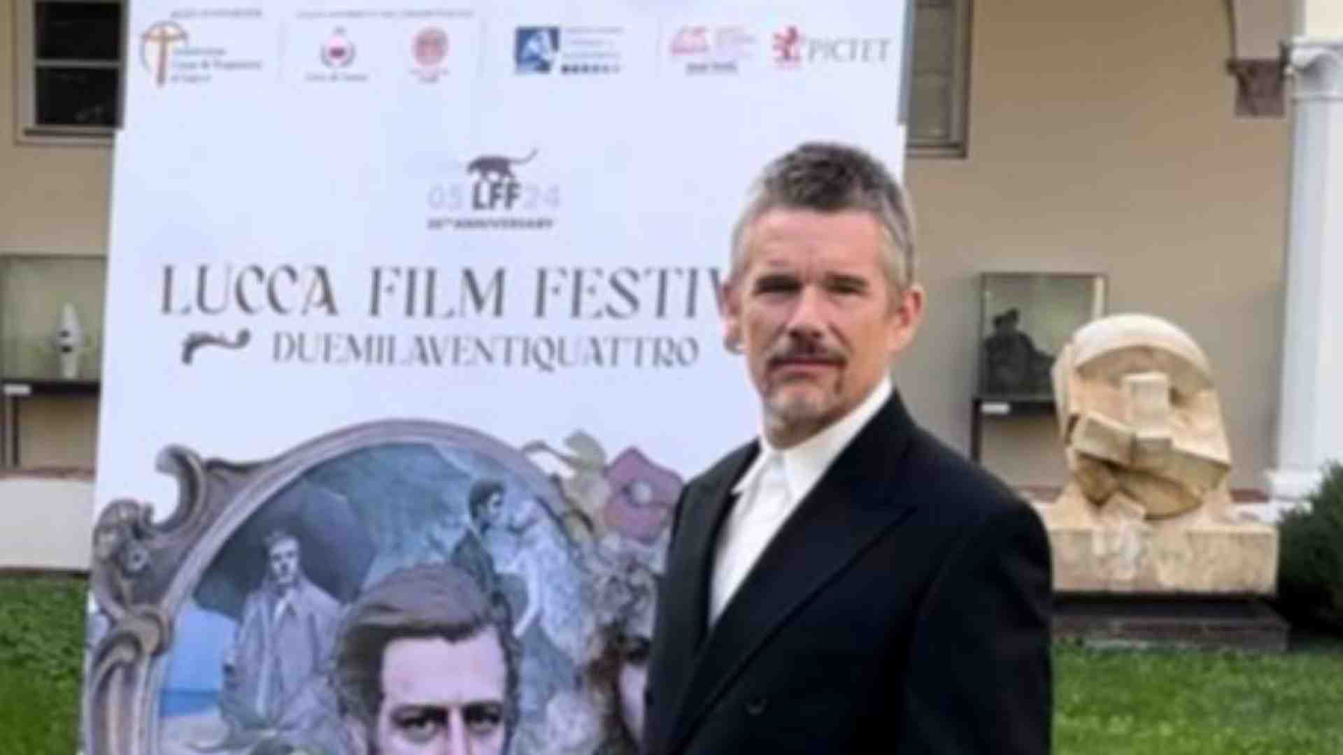 Immagine di Ethan Hawke: «Fede e creatività. Vi racconto il mio film su Flannery O’Connor»