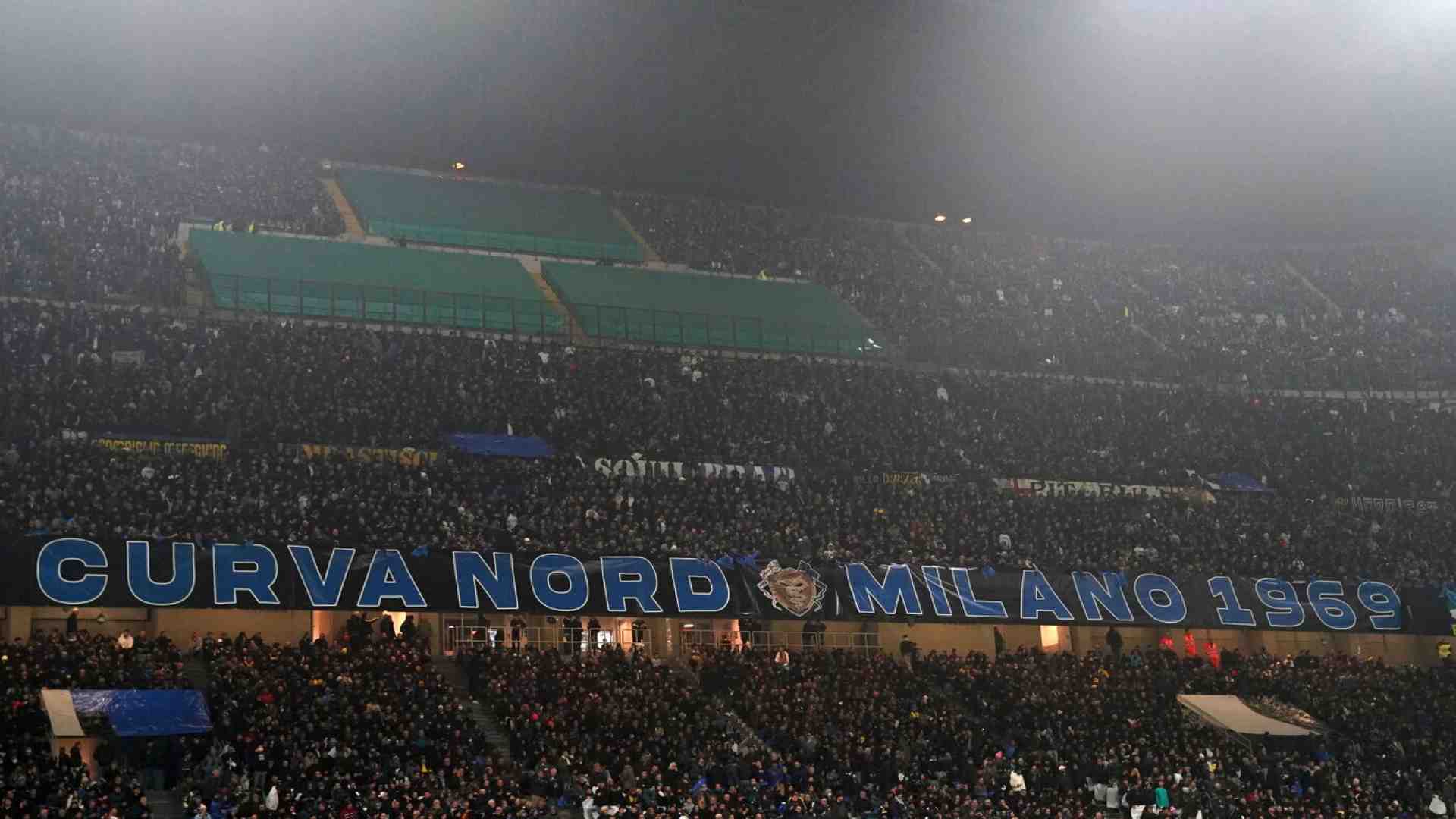 Immagine di Cosa sappiamo degli arresti di alcuni capi ultras di Inter e Milan