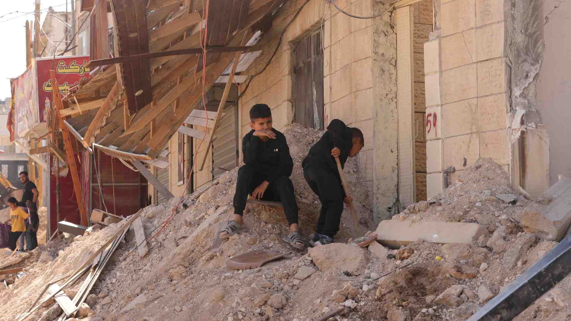 Immagine di A Jenin, in Cisgiordania, restano solo macerie: «Noi non ce ne andiamo»