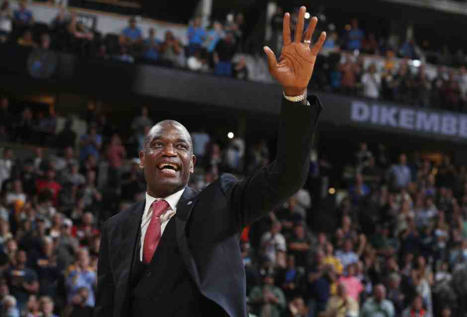 Dikembe Mutombo (foto Ap, via LaPresse)