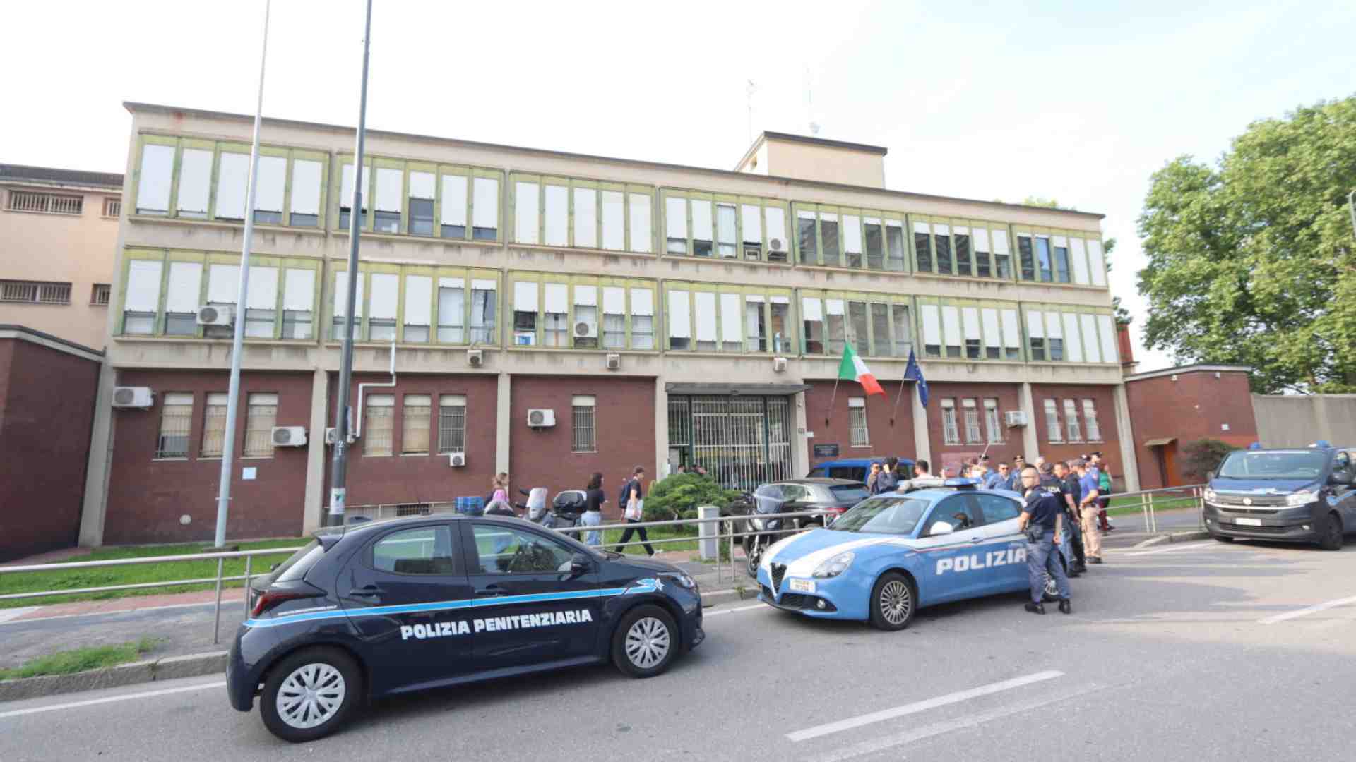 Immagine di Minori fra psicofarmaci e aggressioni: dietro le sbarre è un inferno