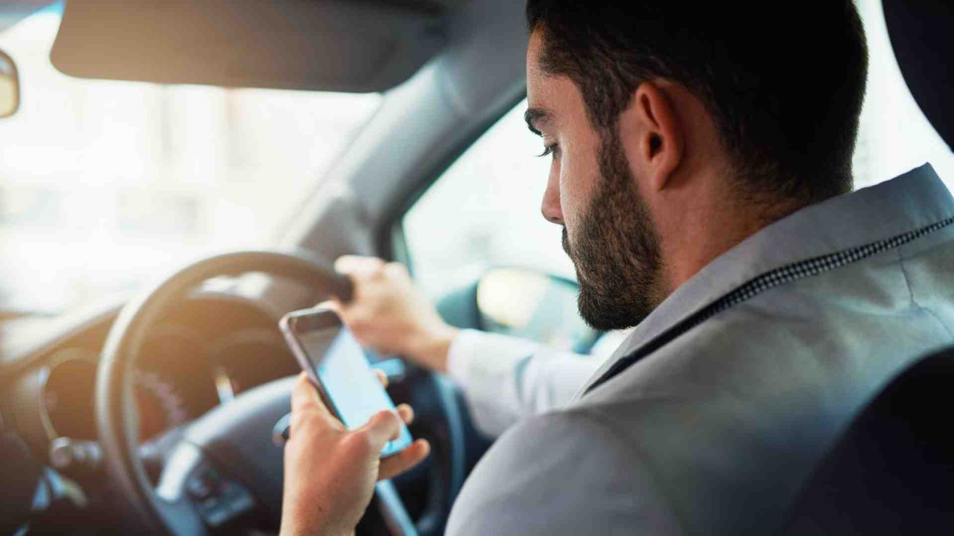 Immagine di Pericolosi e ignoranti: gli italiani al volante sono davvero così?