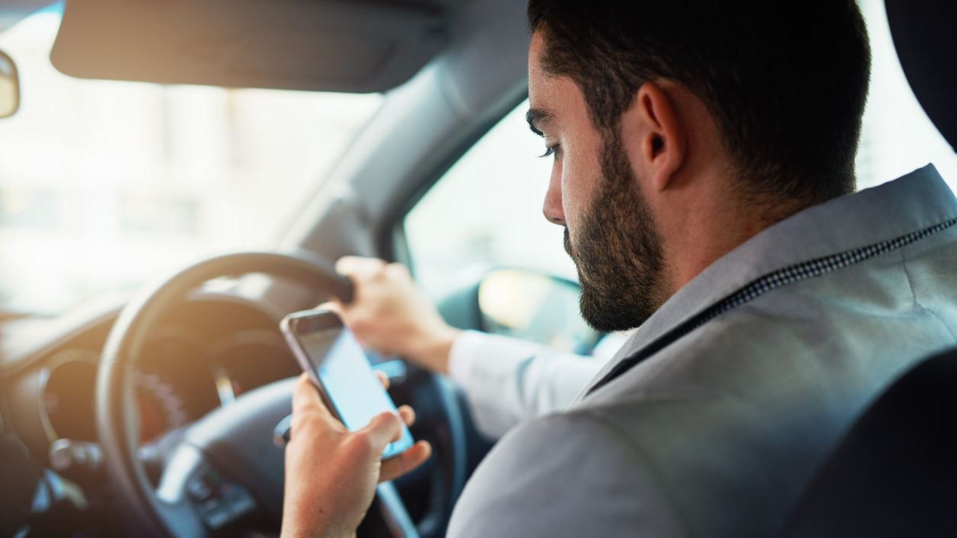 Immagine di Pericolosi e ignoranti: gli italiani al volante sono davvero così?