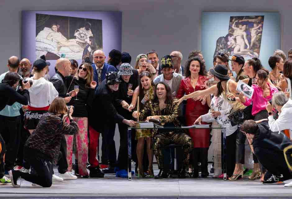 "Abbiamo bisogno di consiglieri finanziari, non di gente che tratta la moda come un iPhone"